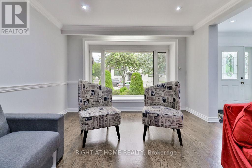 2765 Bushland Crescent, Mississauga (Clarkson), Ontario  L5J 1X8 - Photo 13 - W12188835