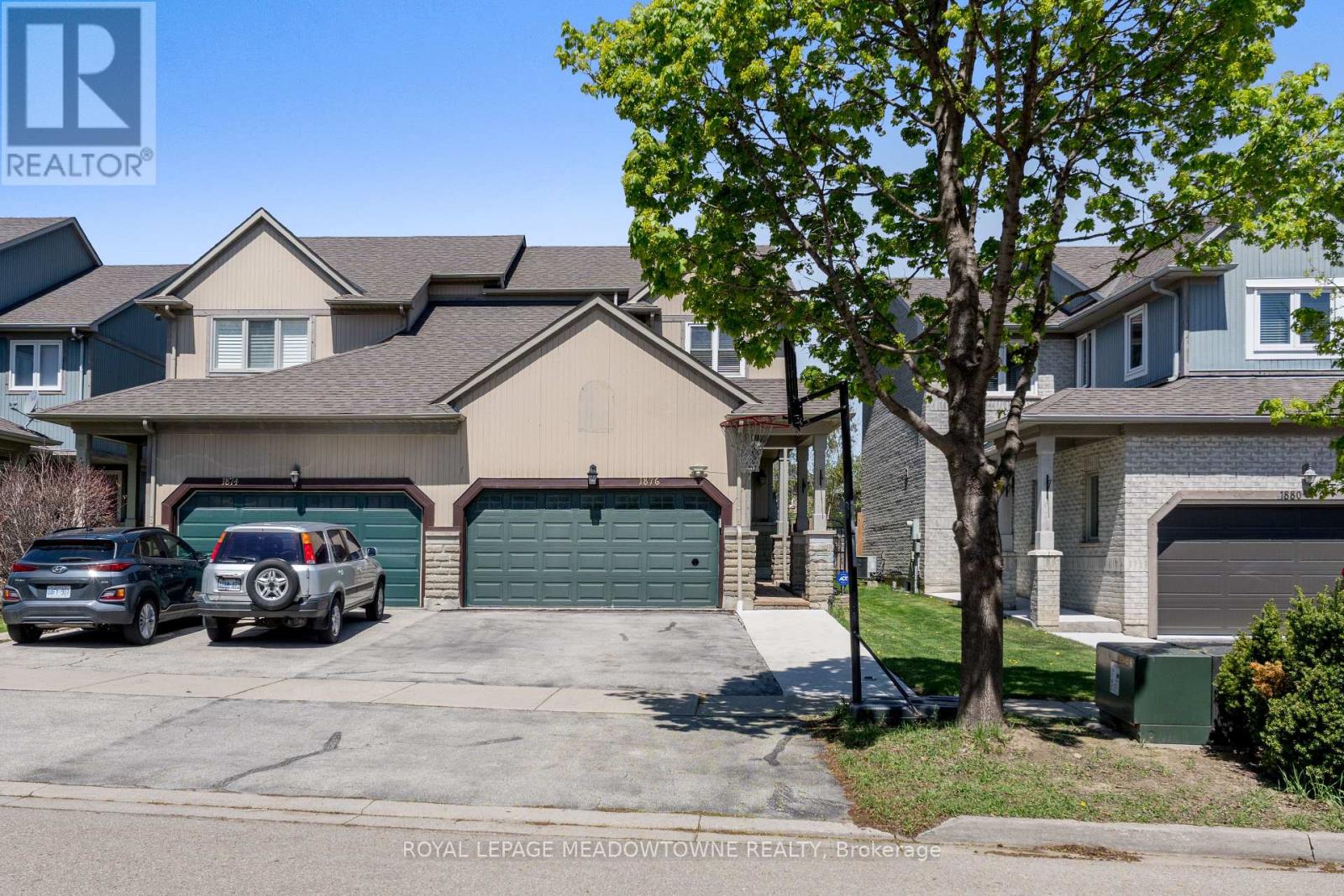 1876 Stevington Crescent, Mississauga, Ontario  L5N 7S5 - Photo 1 - W12188860
