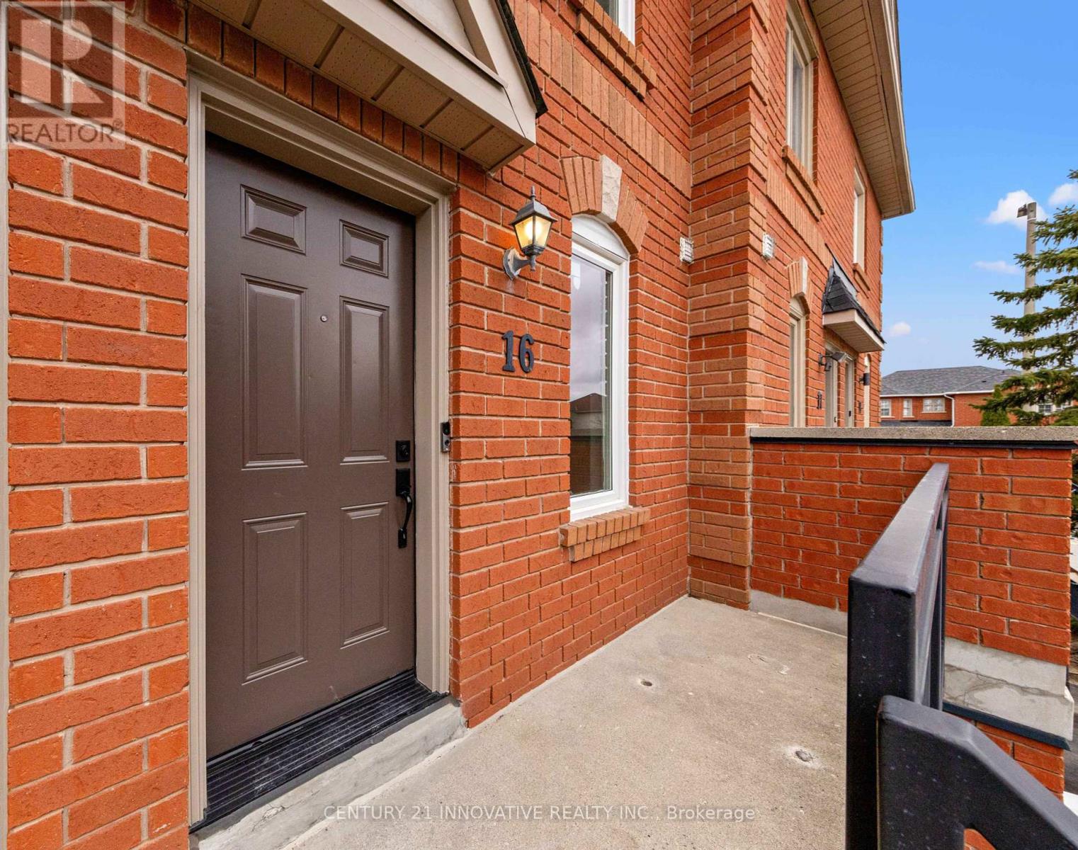 16 - 3895 Doug Leavens Boulevard, Mississauga, Ontario  L5N 7G1 - Photo 3 - W12188895