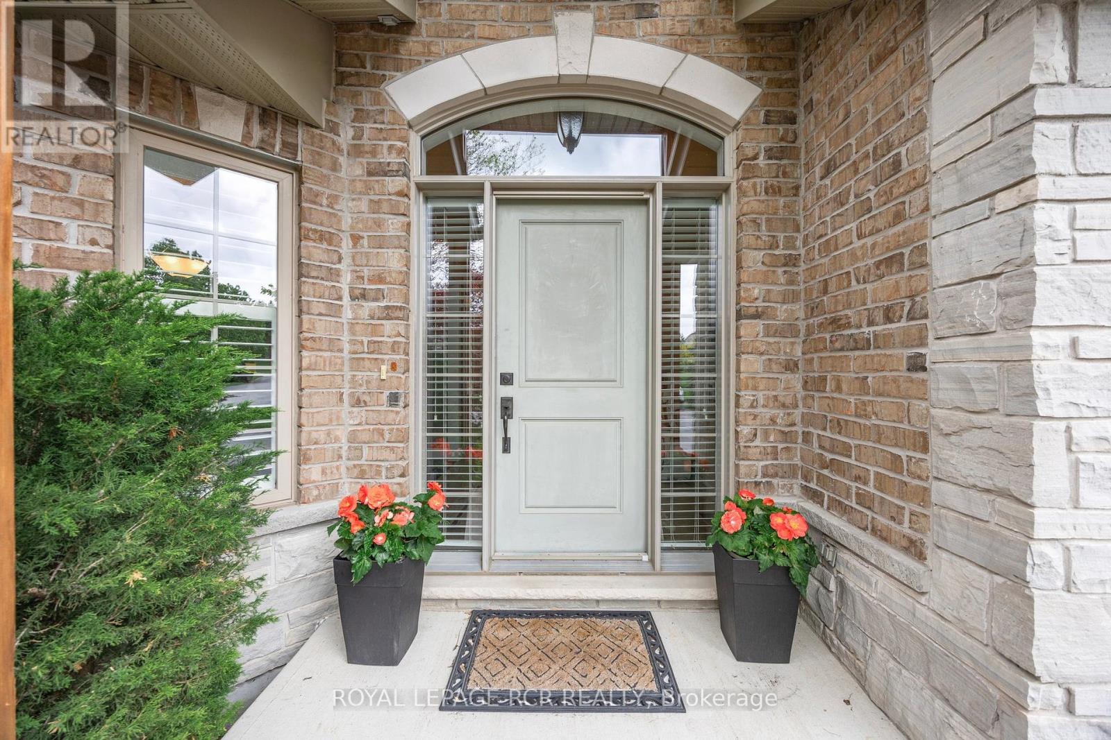 4 - 1 Reddington Drive, Caledon, Ontario  L7E 4C4 - Photo 4 - W12188923