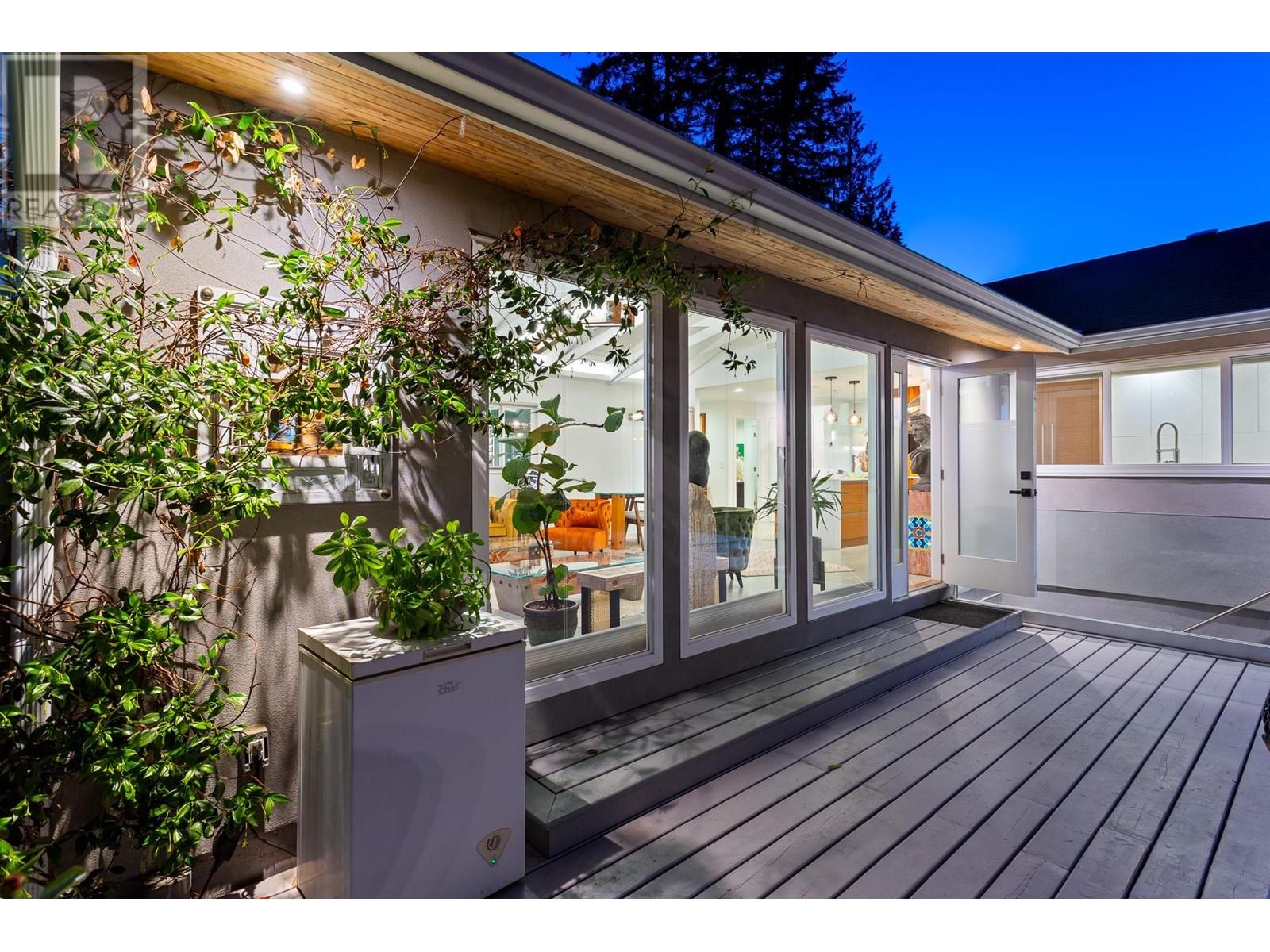 2420 Edgemont Boulevard, North Vancouver, British Columbia  V7P 2L1 - Photo 25 - R3009599