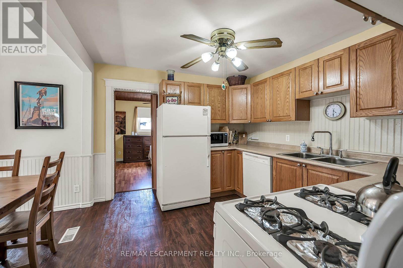 49 Craigmiller Avenue, Hamilton (Crown Point), Ontario  L8L 3H9 - Photo 19 - X12188797