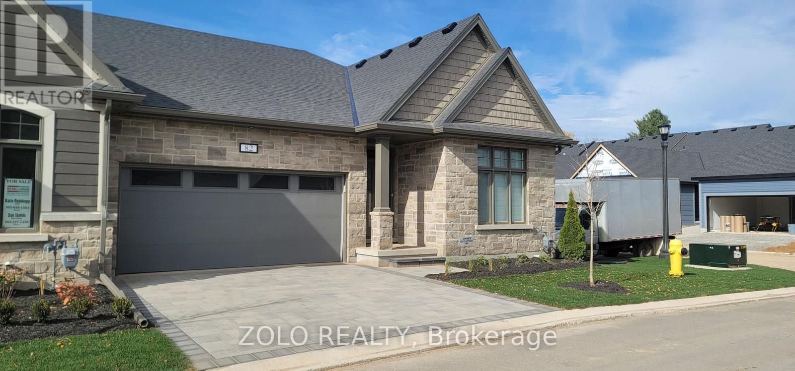 82 - 154 Port Robinson Road, Pelham (Fonthill), Ontario  L0S 1E6 - Photo 1 - X12188829