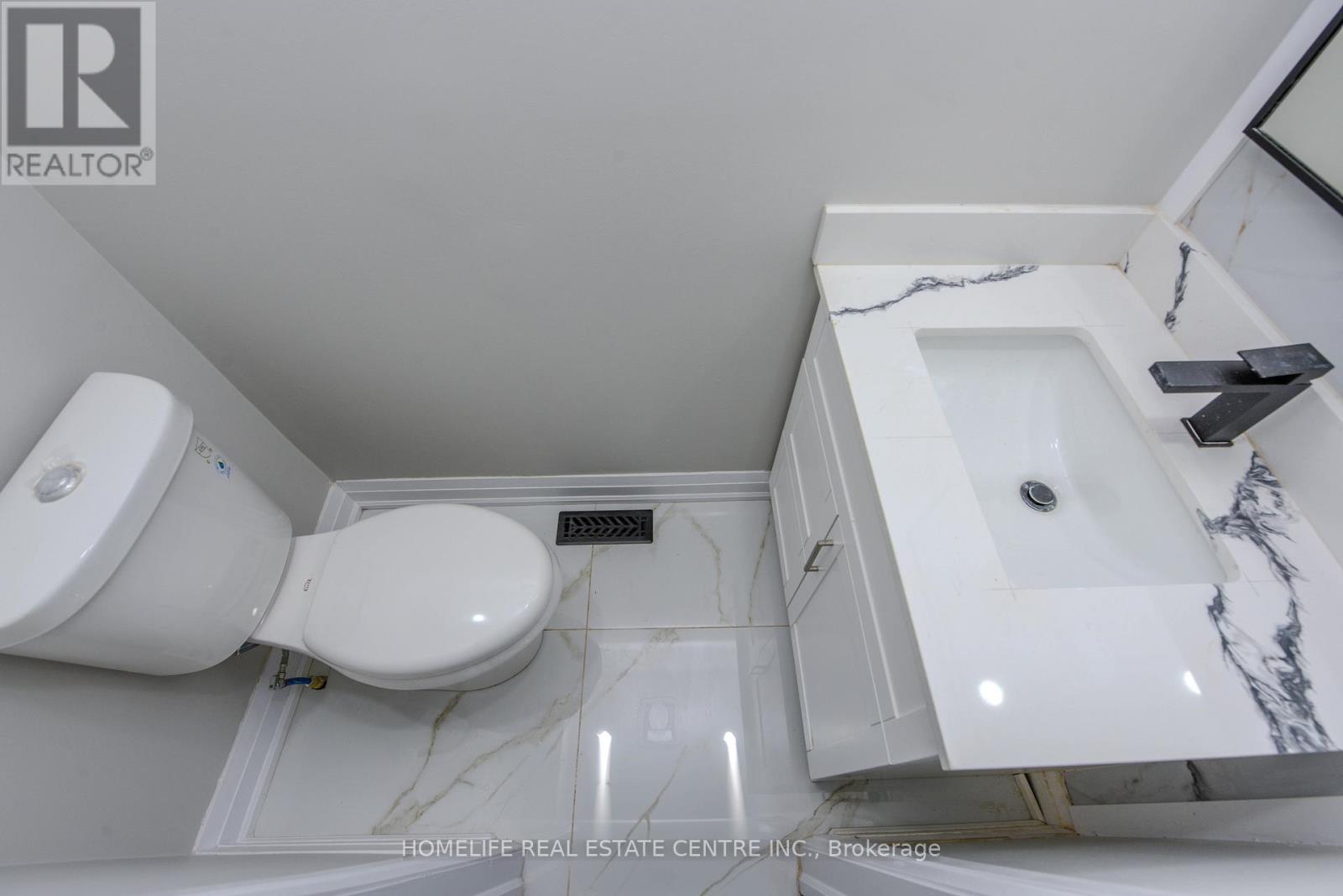 48 Dafoe Crescent, Brampton, Ontario  L6Y 2L2 - Photo 17 - W12097881