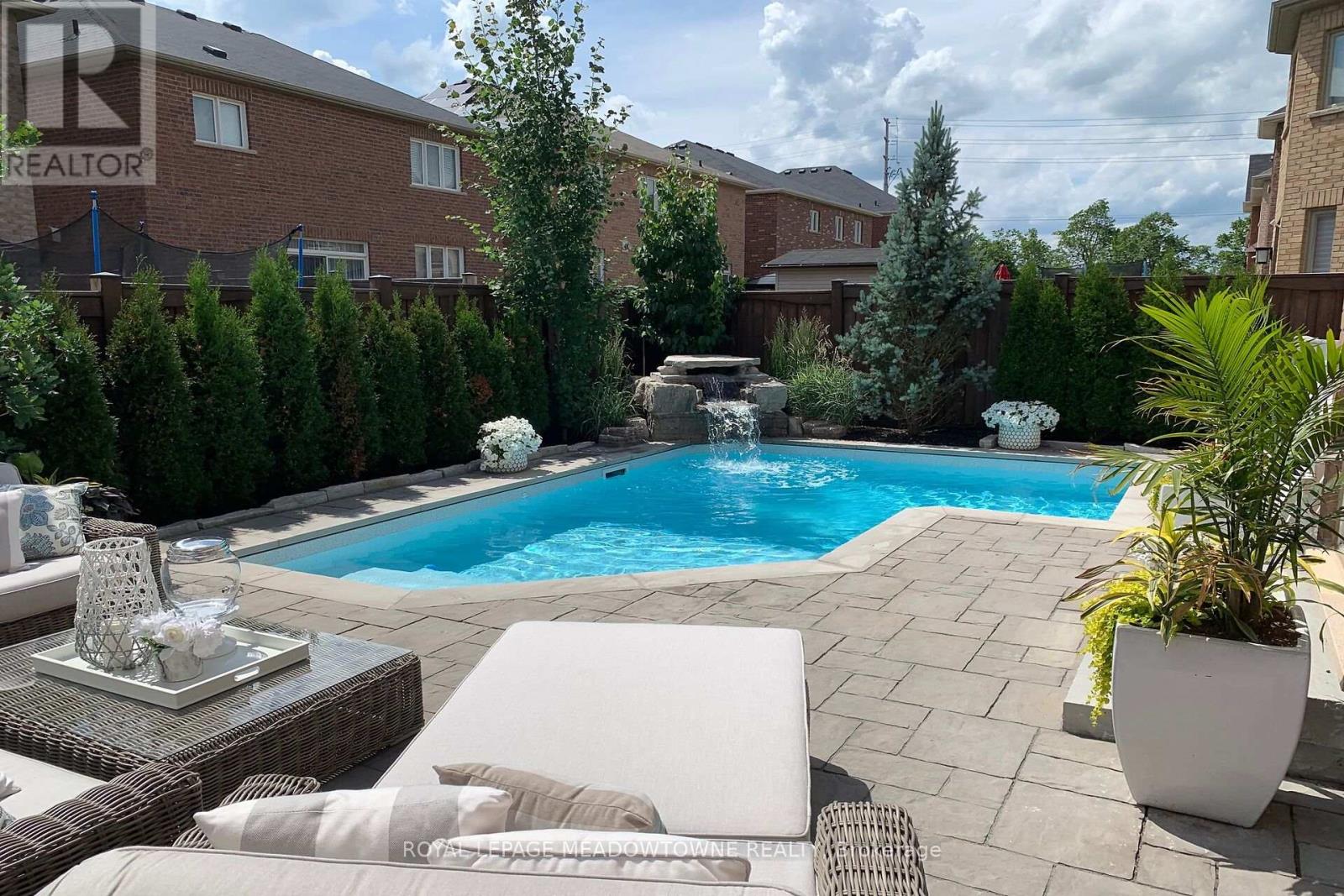 729 Wettlaufer Terrace, Milton, Ontario  L9T 8M8 - Photo 39 - W12141297