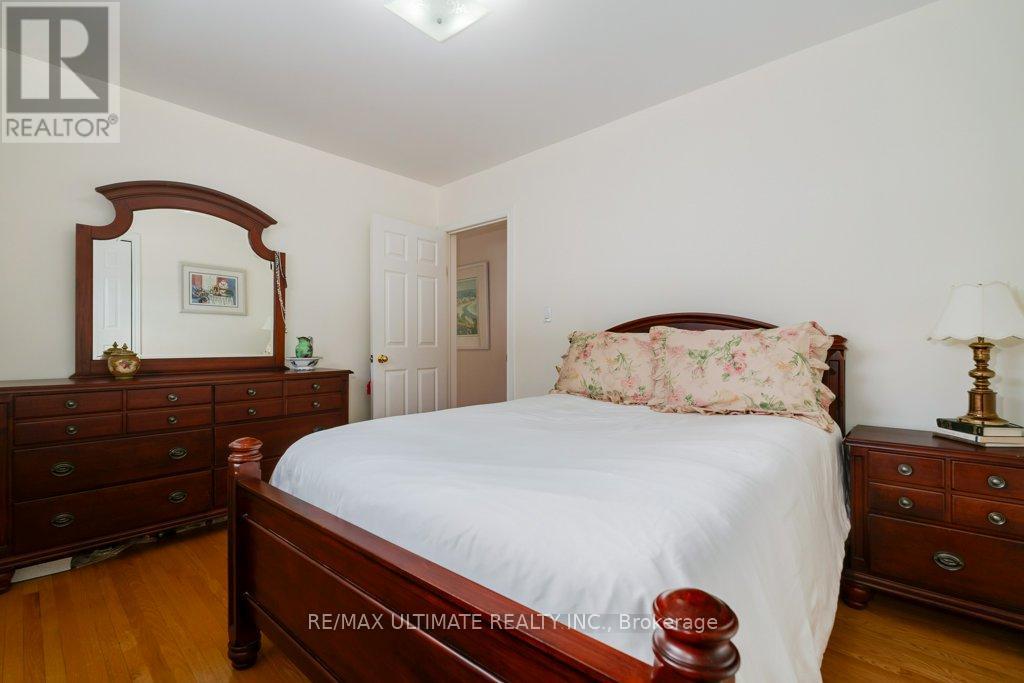 68 Caledonia Road, Toronto, Ontario  M6E 4S6 - Photo 16 - W12188395