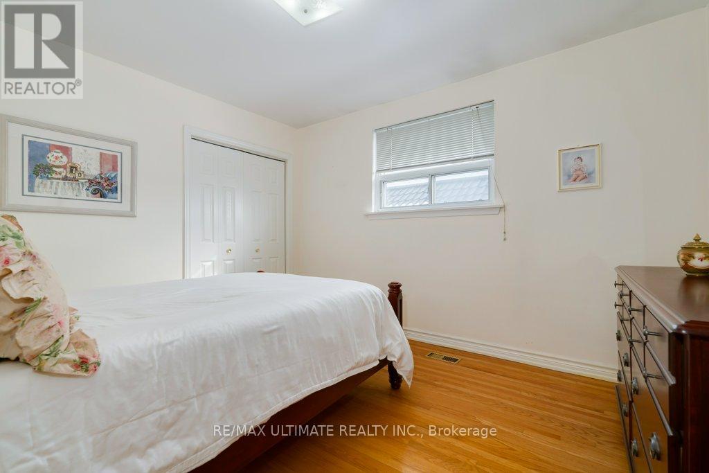 68 Caledonia Road, Toronto, Ontario  M6E 4S6 - Photo 15 - W12188395