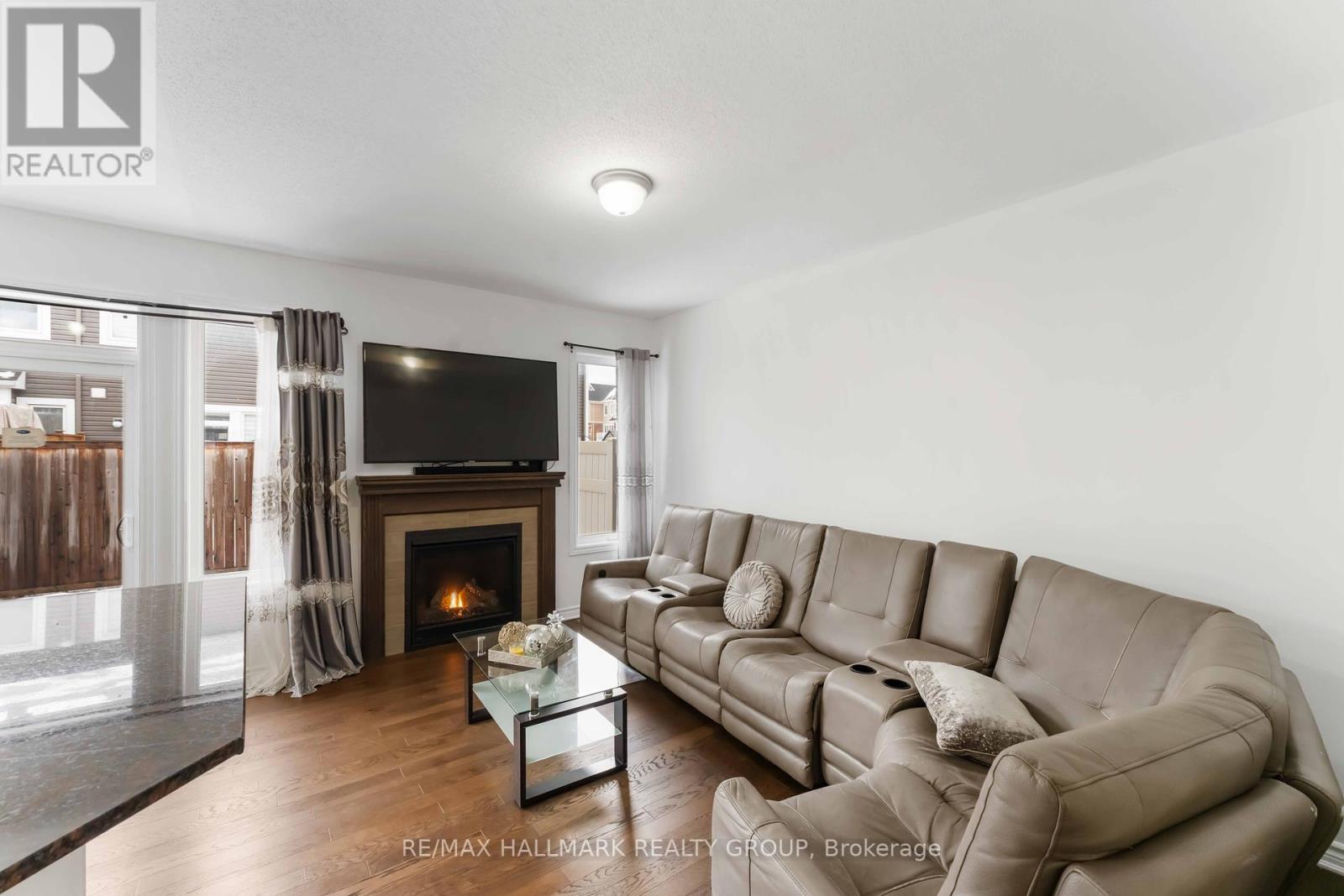 248 Willow Aster Circle, Ottawa, Ontario  K4A 1C7 - Photo 11 - X12188983