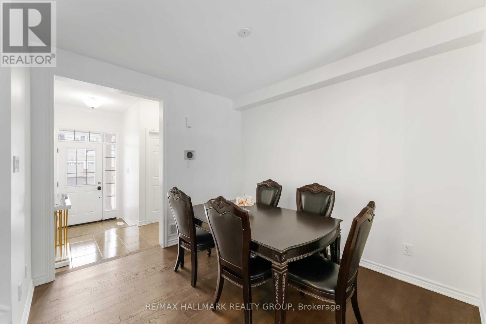 248 Willow Aster Circle, Ottawa, Ontario  K4A 1C7 - Photo 9 - X12188983