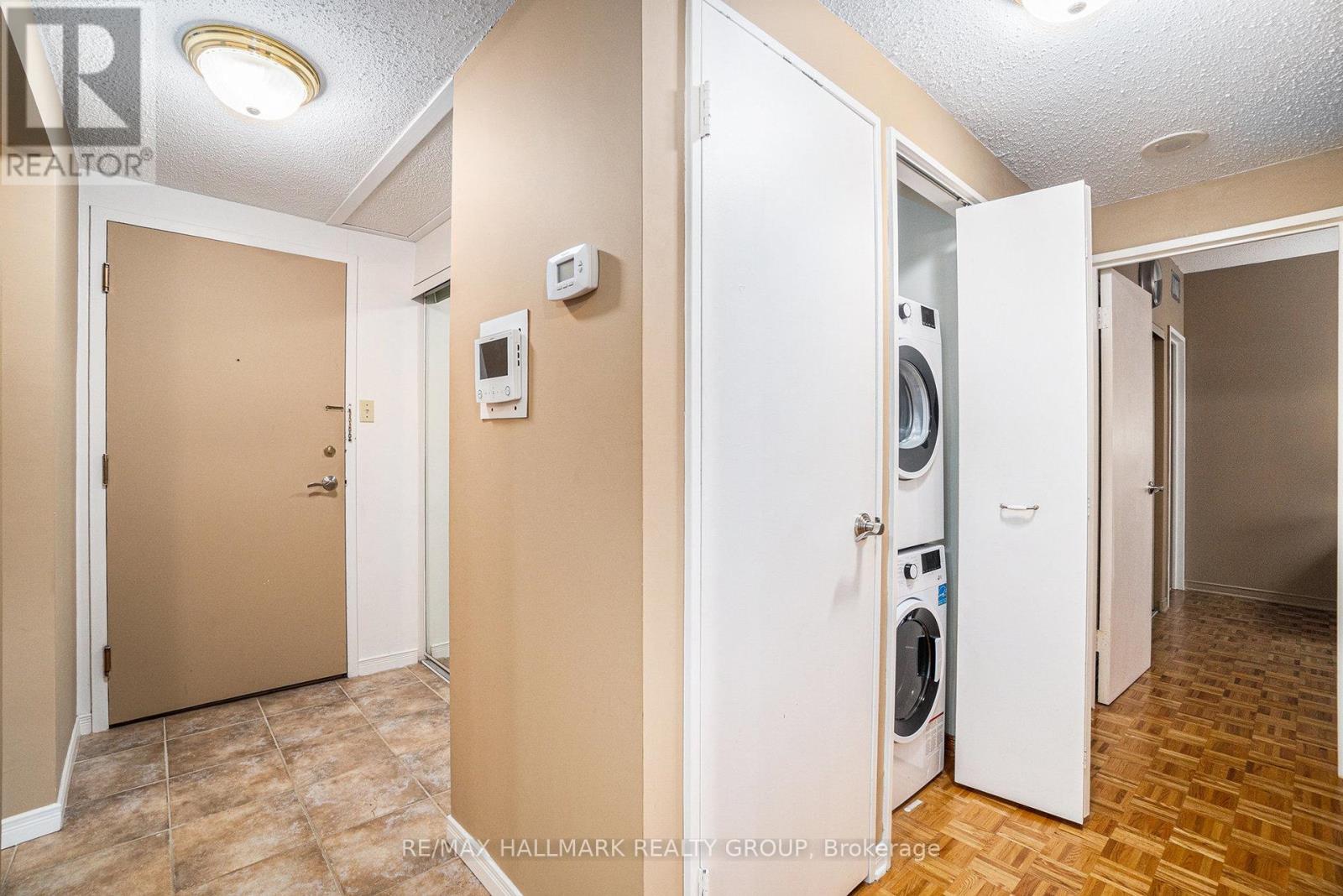 1404 - 556 Laurier Avenue W, Ottawa, Ontario  K1R 7X2 - Photo 15 - X12189009