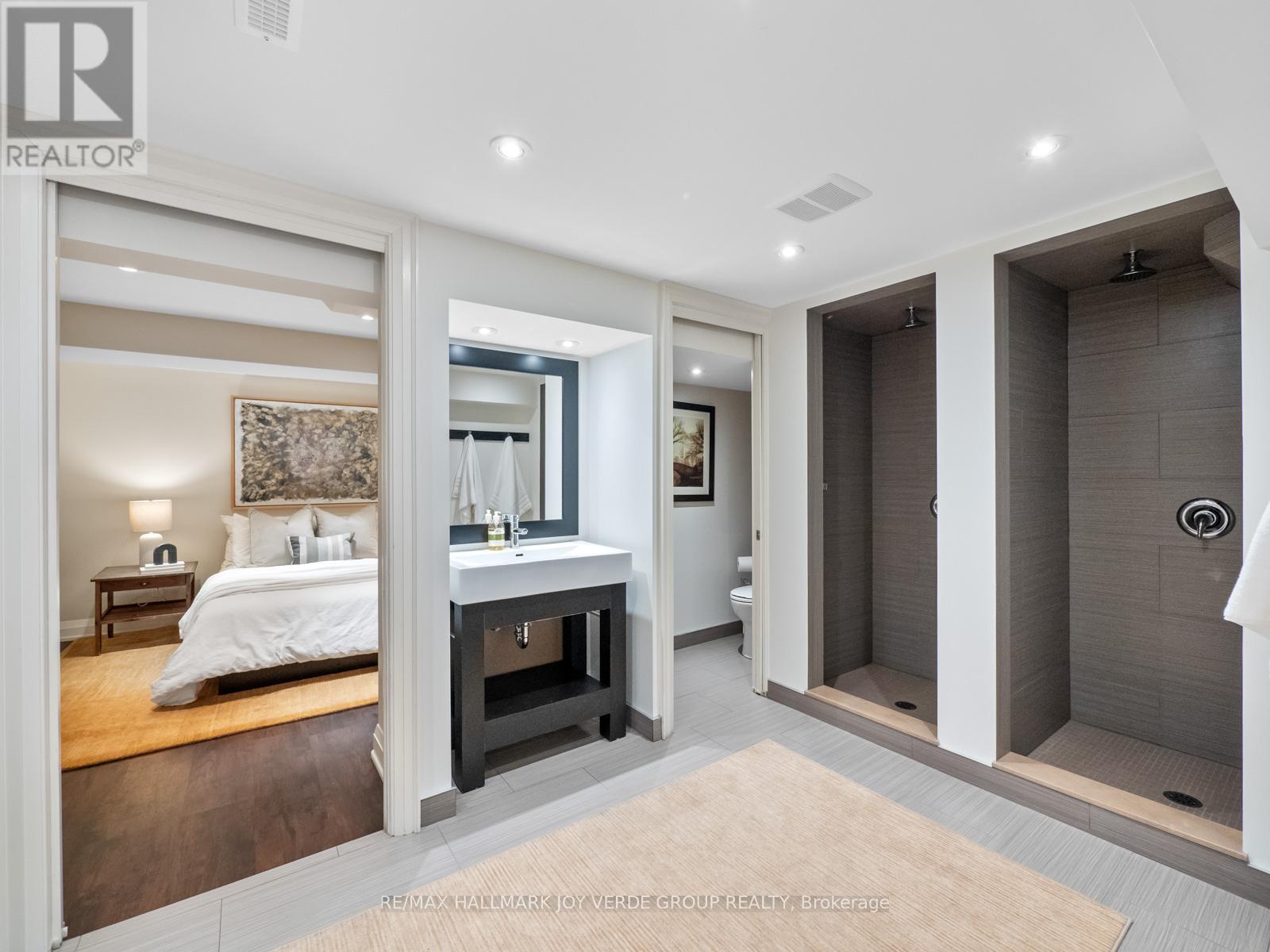 53 Donwoods Drive, Toronto, Ontario  M4N 2G3 - Photo 27 - C12178713