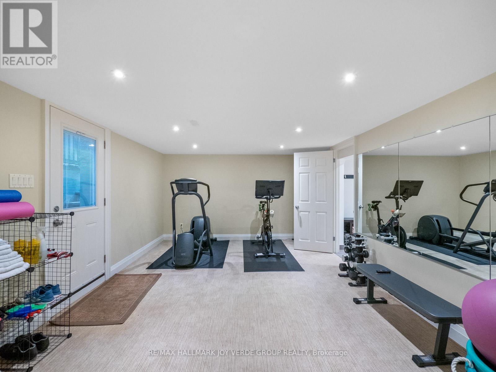 53 Donwoods Drive, Toronto, Ontario  M4N 2G3 - Photo 25 - C12178713