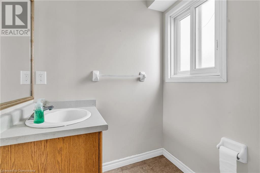 43 Cotton Grass Street, Kitchener, Ontario  N2E 3T7 - Photo 8 - 40706628