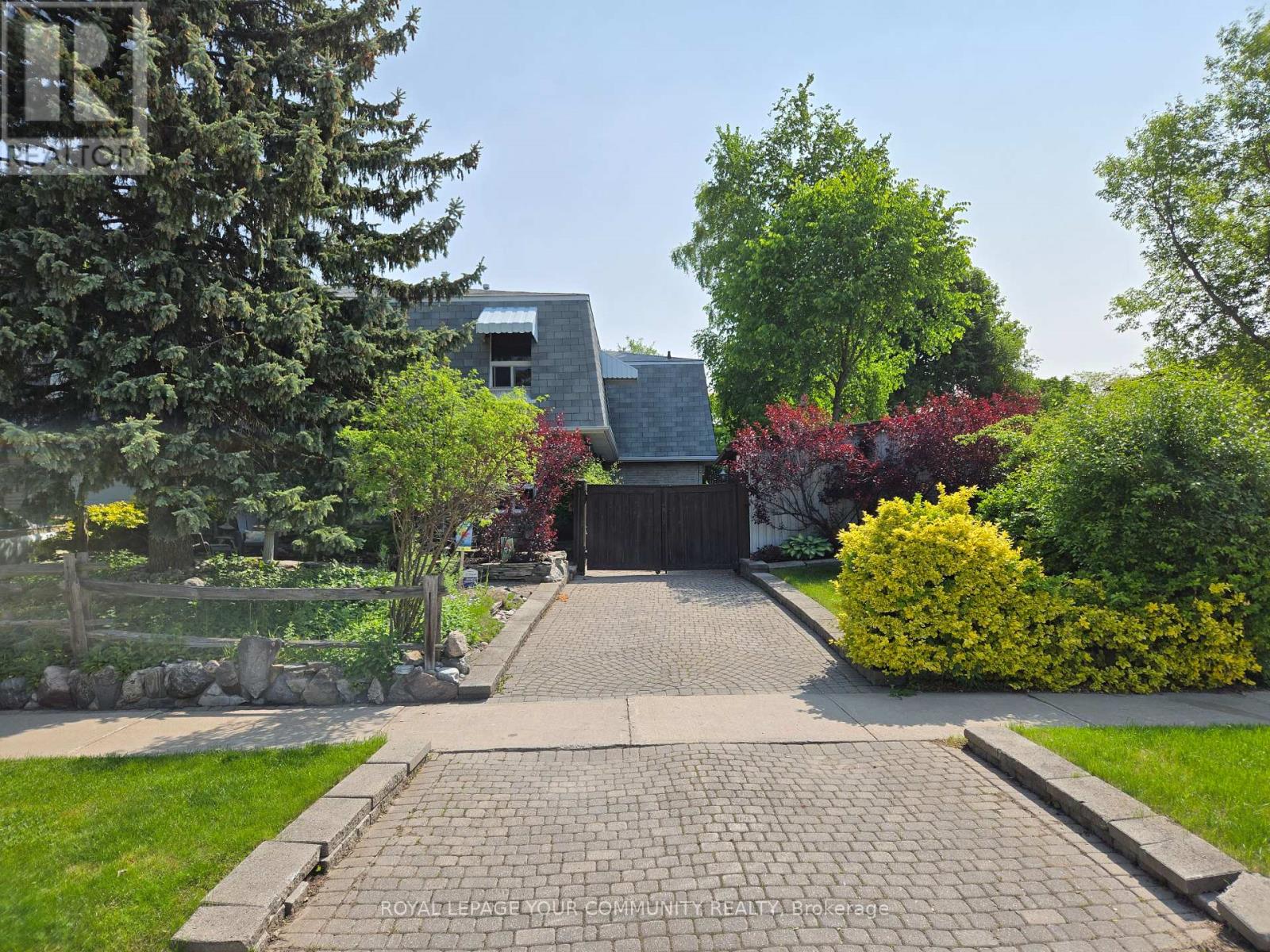 4 Kitsilano Crescent, Richmond Hill (North Richvale), Ontario  L4C 5A5 - Photo 27 - N12188419