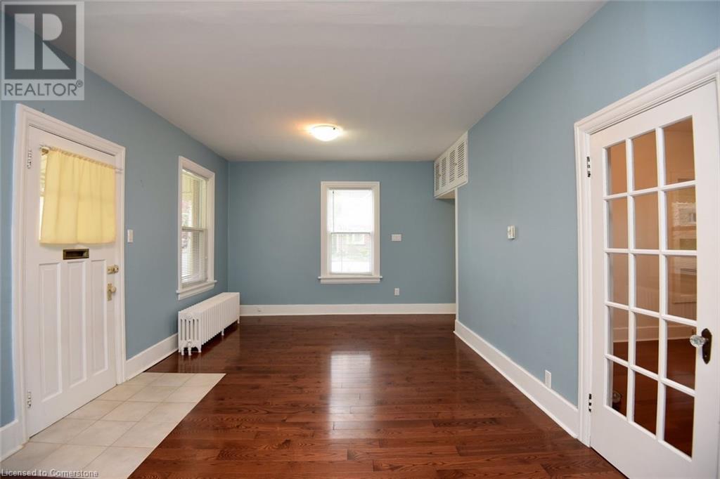 17 Market Street N, Dundas, Ontario  L9H 2Y2 - Photo 8 - 40725832