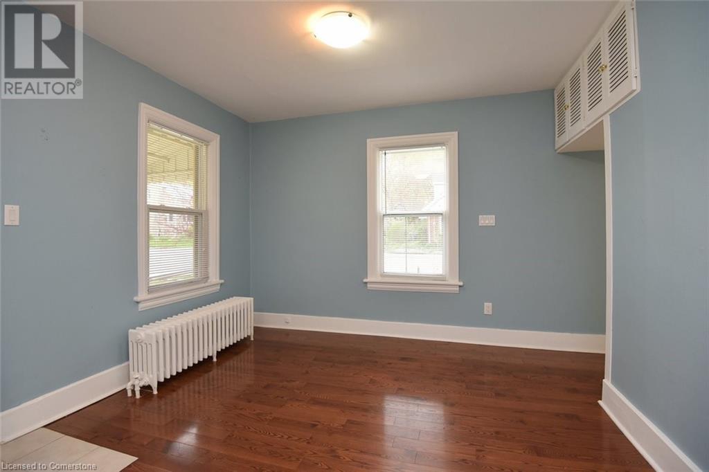 17 Market Street N, Dundas, Ontario  L9H 2Y2 - Photo 9 - 40725832