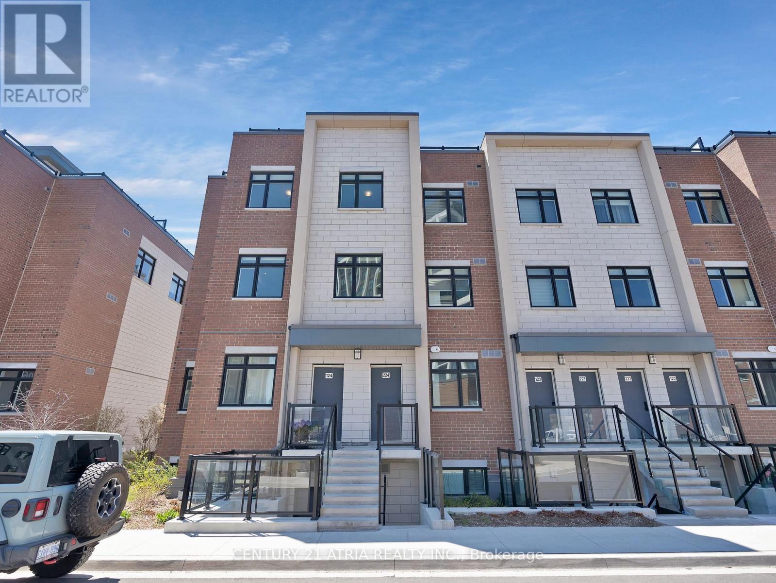 212 - 1085 Douglas Mccurdy Common, Mississauga, Ontario  L5G 0C6 - Photo 1 - W12186203