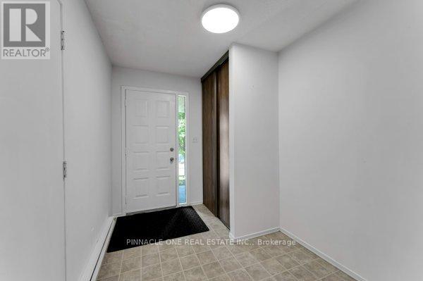 27 St Pauls Place, Kingston, Ontario  K7M 7S5 - Photo 3 - X12186066