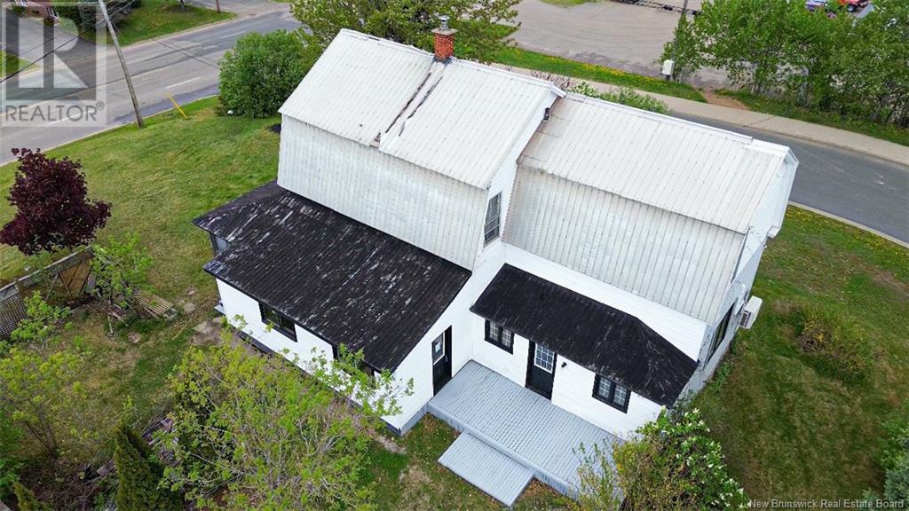 Property at 1740 Brideau Avenue image 3