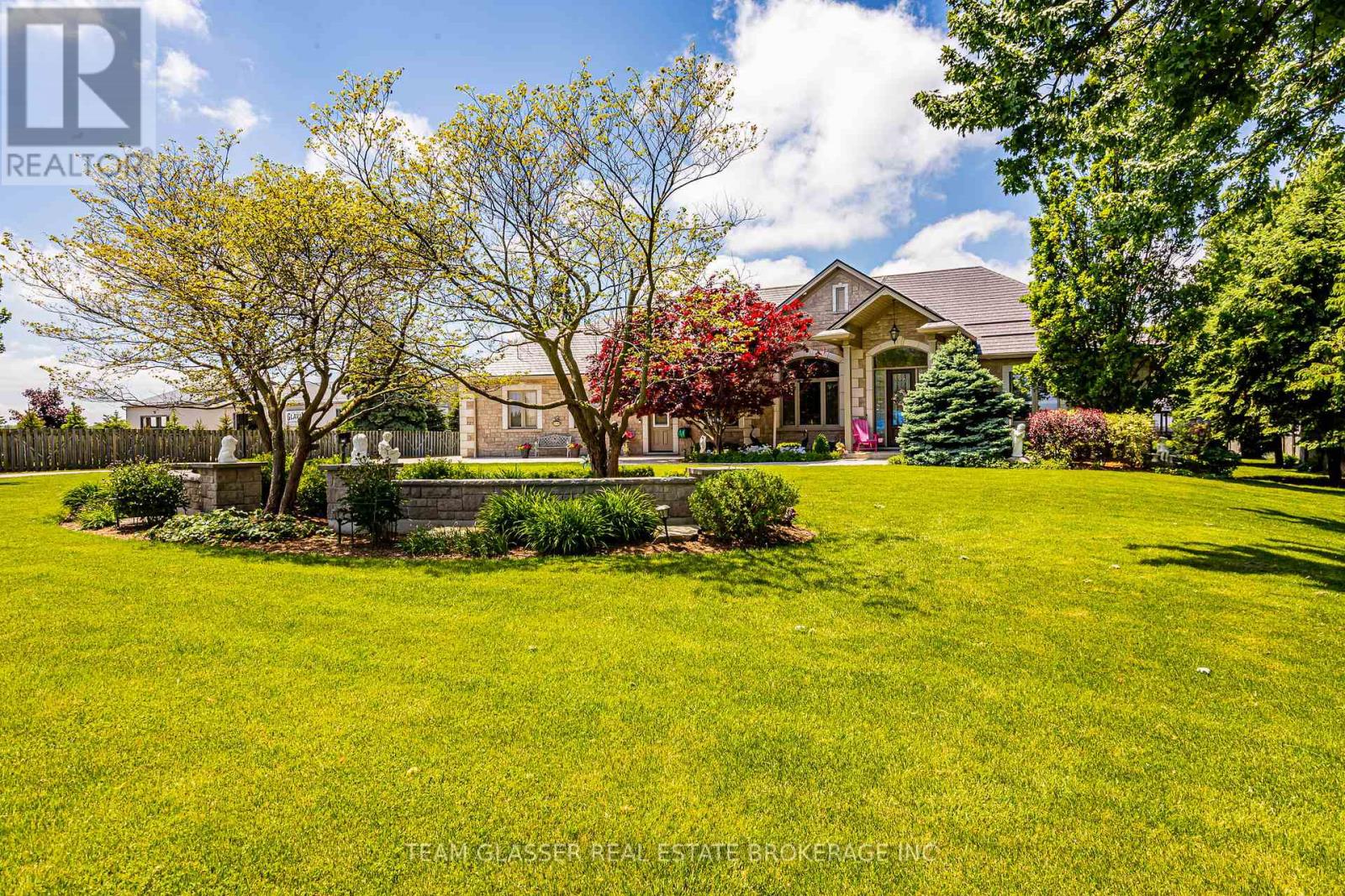 69375 Victoria Drive, South Huron, Ontario  N0M 1K0 - Photo 3 - X11994898