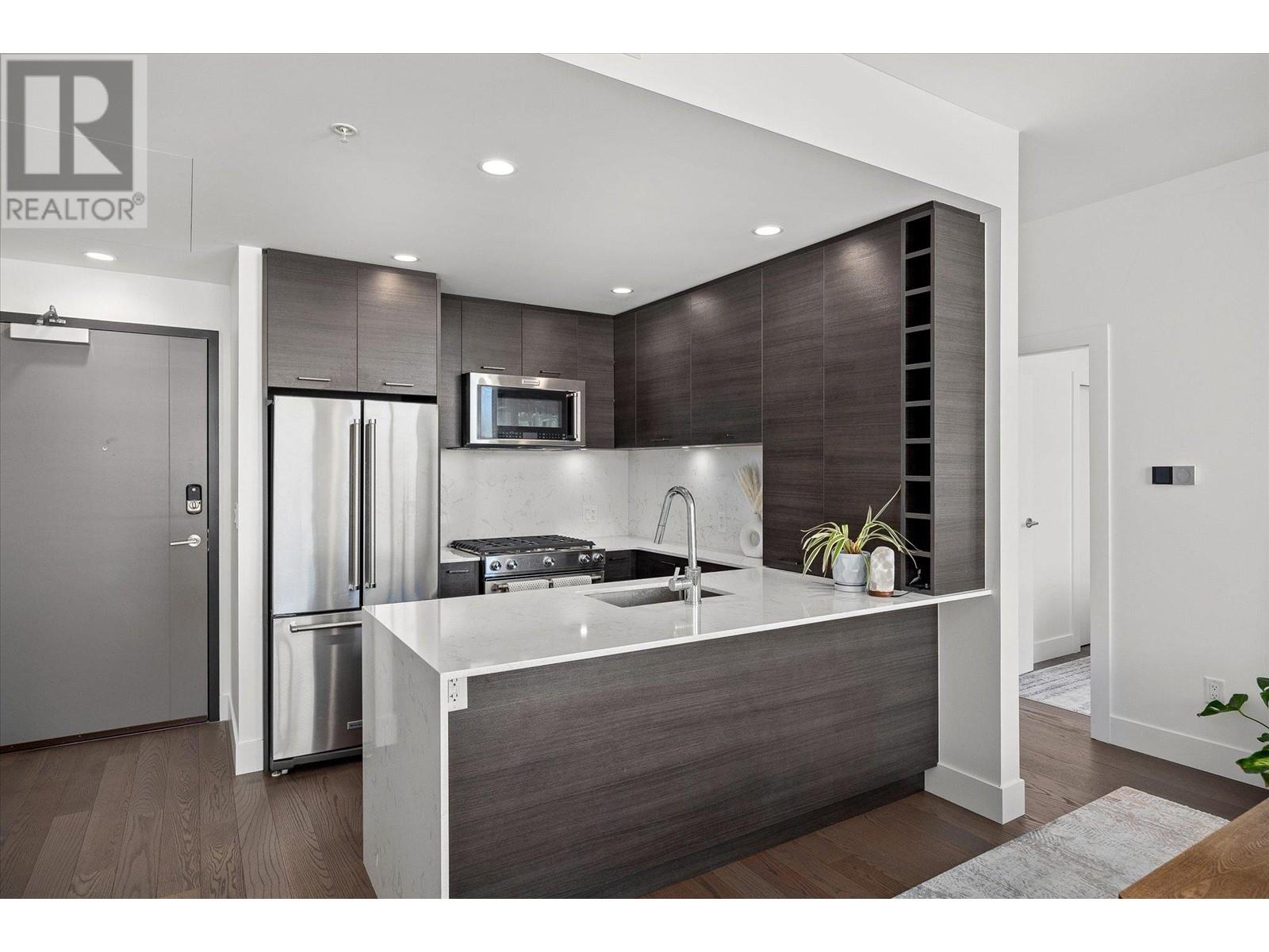 1181 Sunset Drive Unit# 2307, Kelowna, BC V1Y0L4