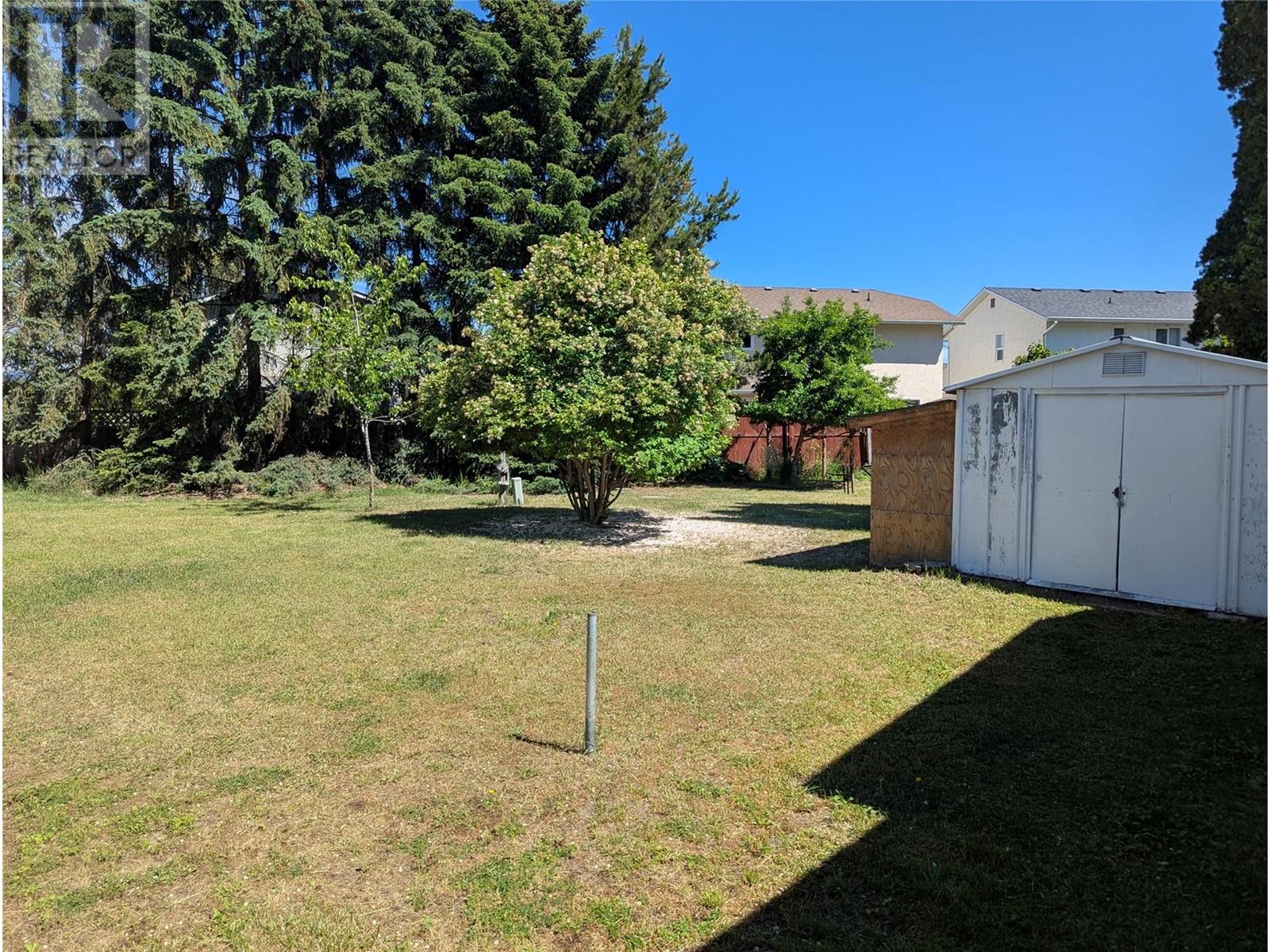 3535 Casorso Road Unit# 32, Kelowna, BC V1W3E1