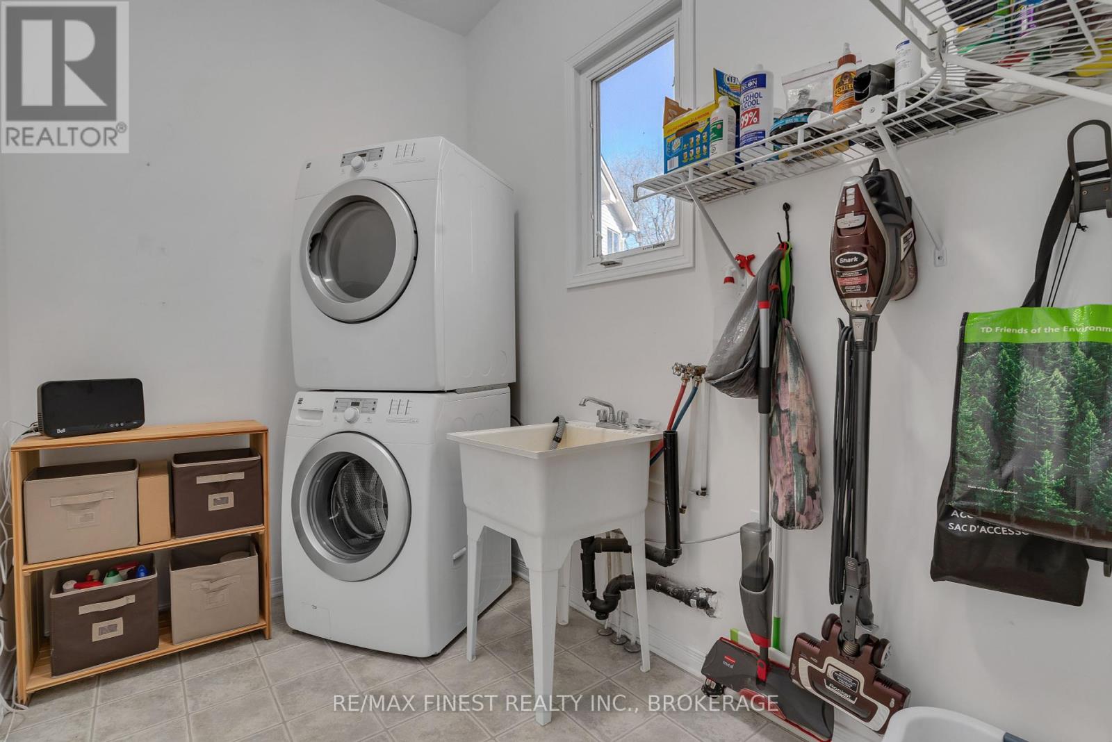 514 Weston Crescent, Kingston, Ontario  K7M 9E9 - Photo 8 - X12189127