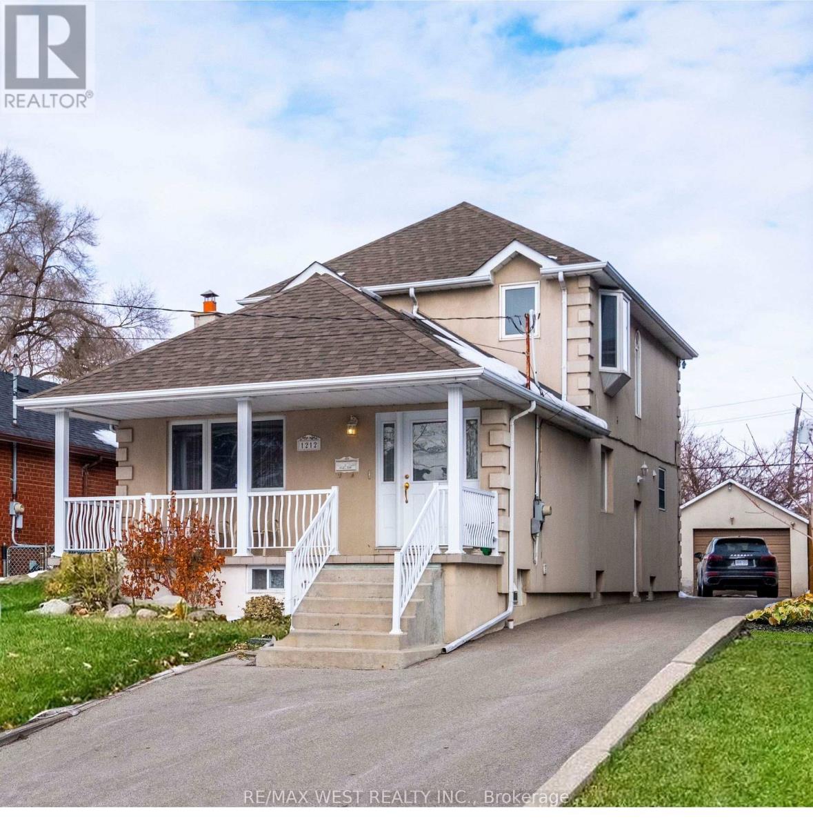 1212 GLENCAIRN AVENUE, Toronto, Ontario