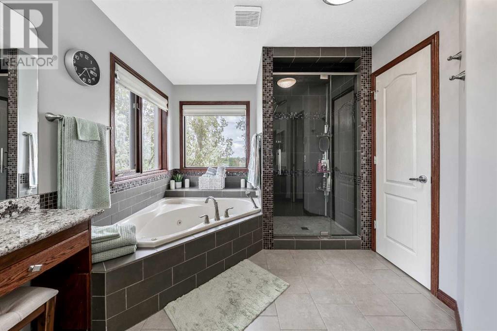 72 Strathridge Close Sw, Calgary, Alberta  T3H 4J3 - Photo 28 - A2222549