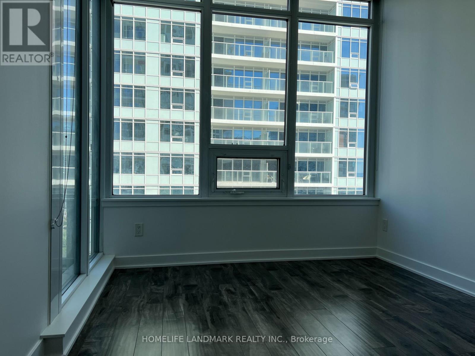 2510 - 19 Bathurst Street, Toronto, Ontario  M5V 0N2 - Photo 8 - C12188955