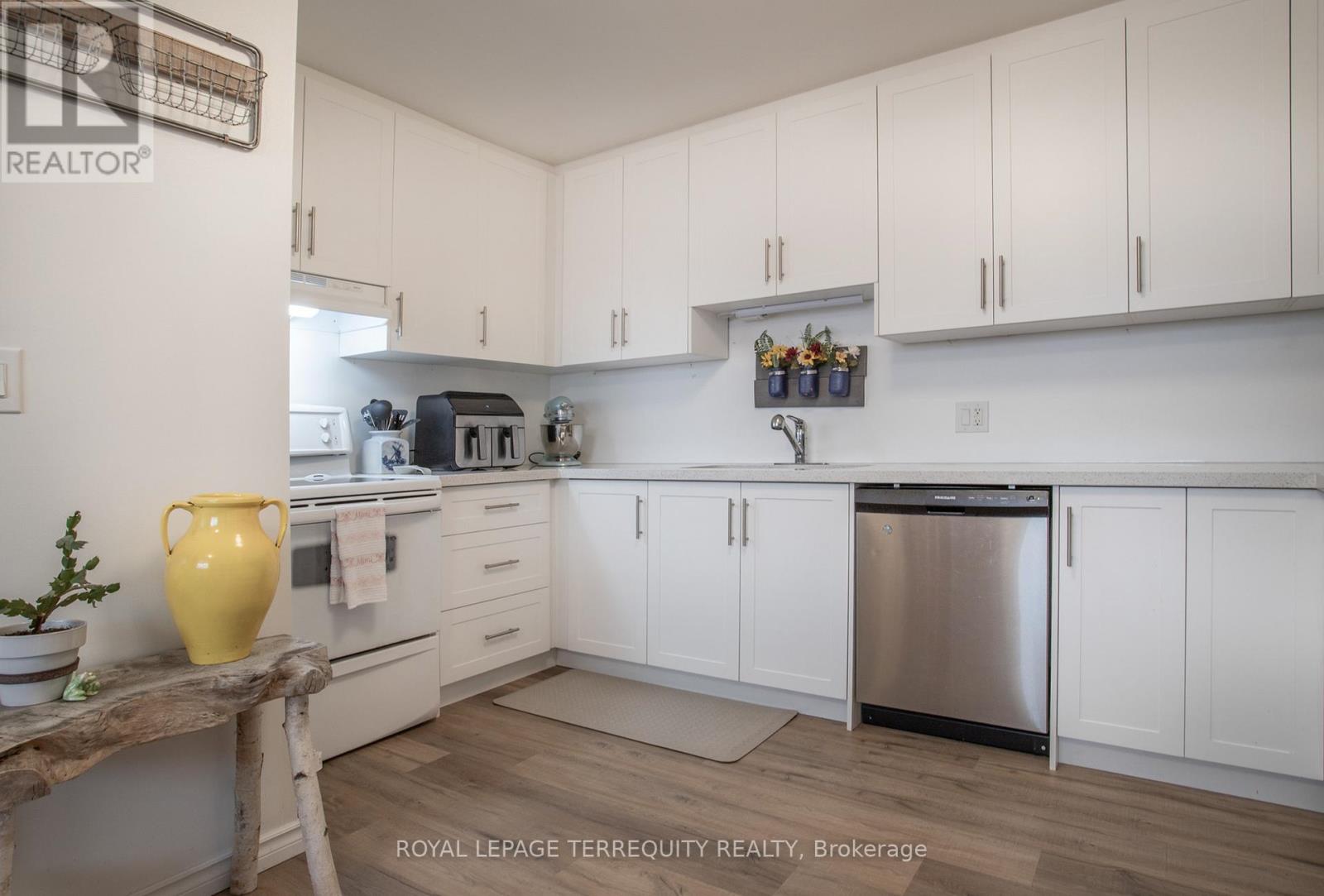 Main - 406 Oshawa Boulevard N, Oshawa, Ontario  L1G 5T3 - Photo 6 - E12189010