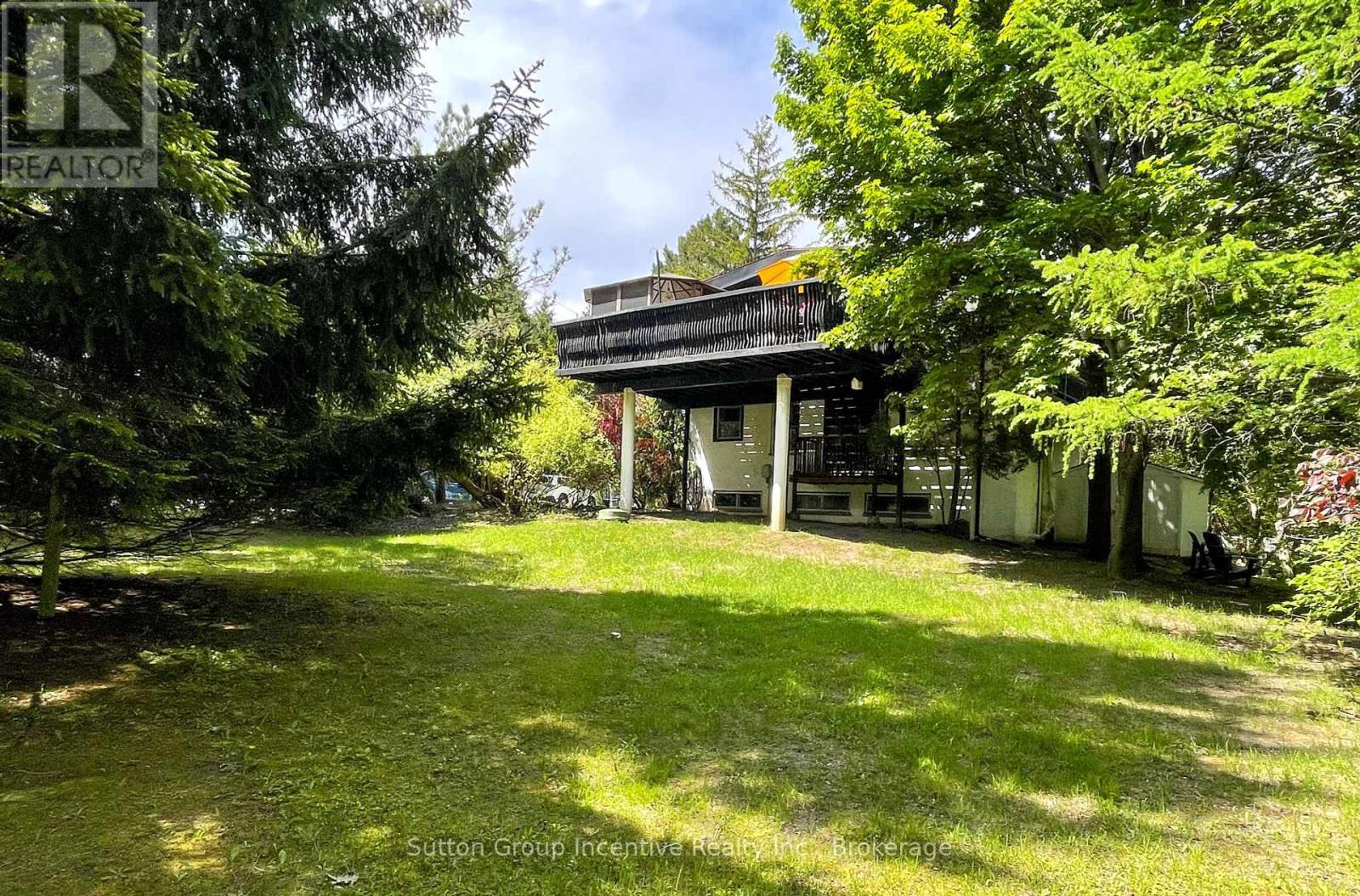 187 Arlberg Crescent, Blue Mountains, Ontario  L9Y 0M1 - Photo 8 - X12189243