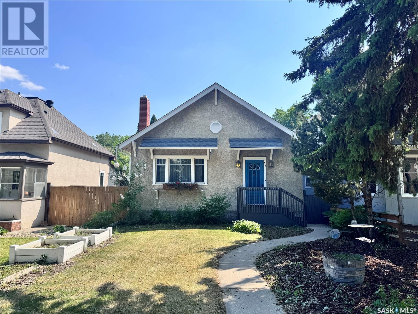 318 9th STREET E, Saskatoon, Saskatchewan