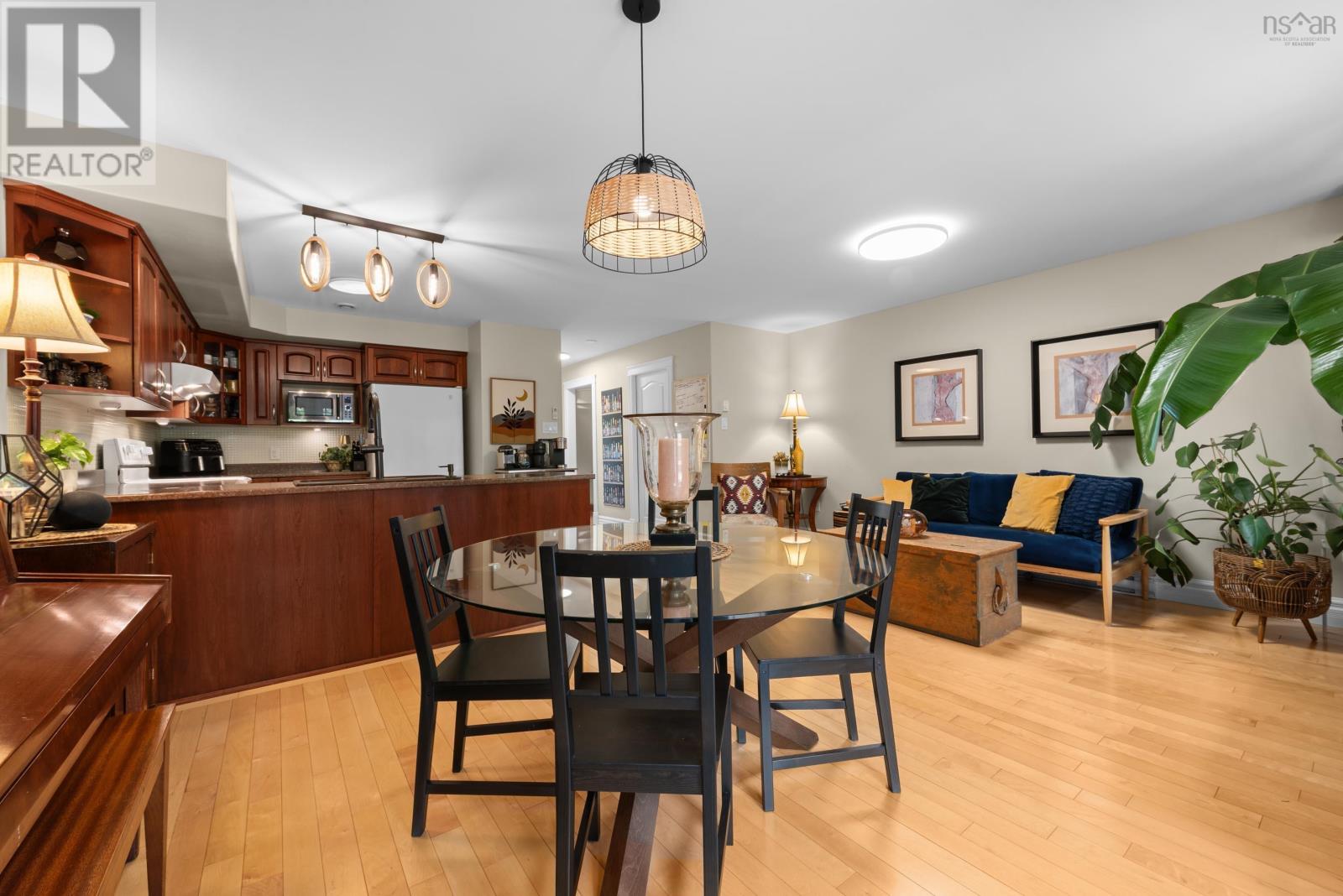 136 Beaver Bank Road, Lower Sackville, Nova Scotia  B4E 0E2 - Photo 8 - 202512554