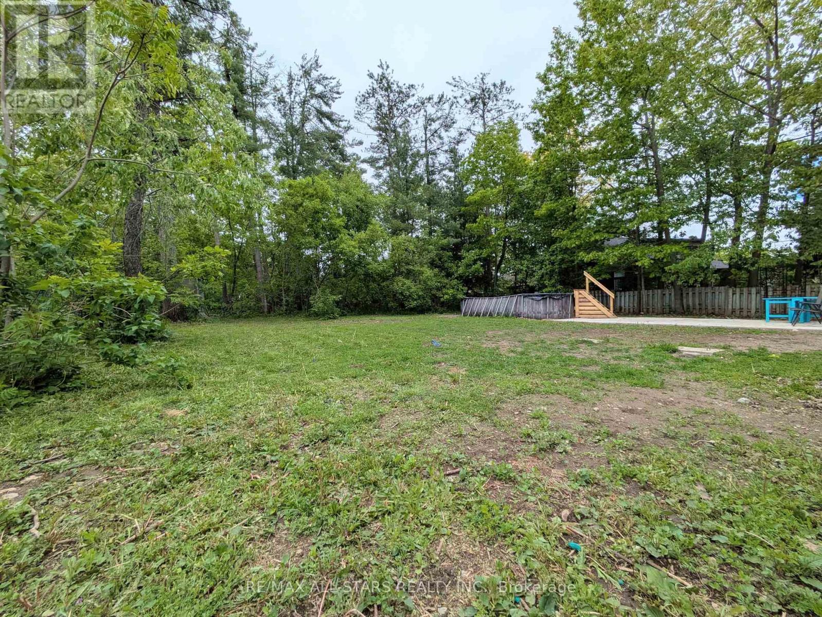Property at 2 OAKWOOD DRIVE image 5