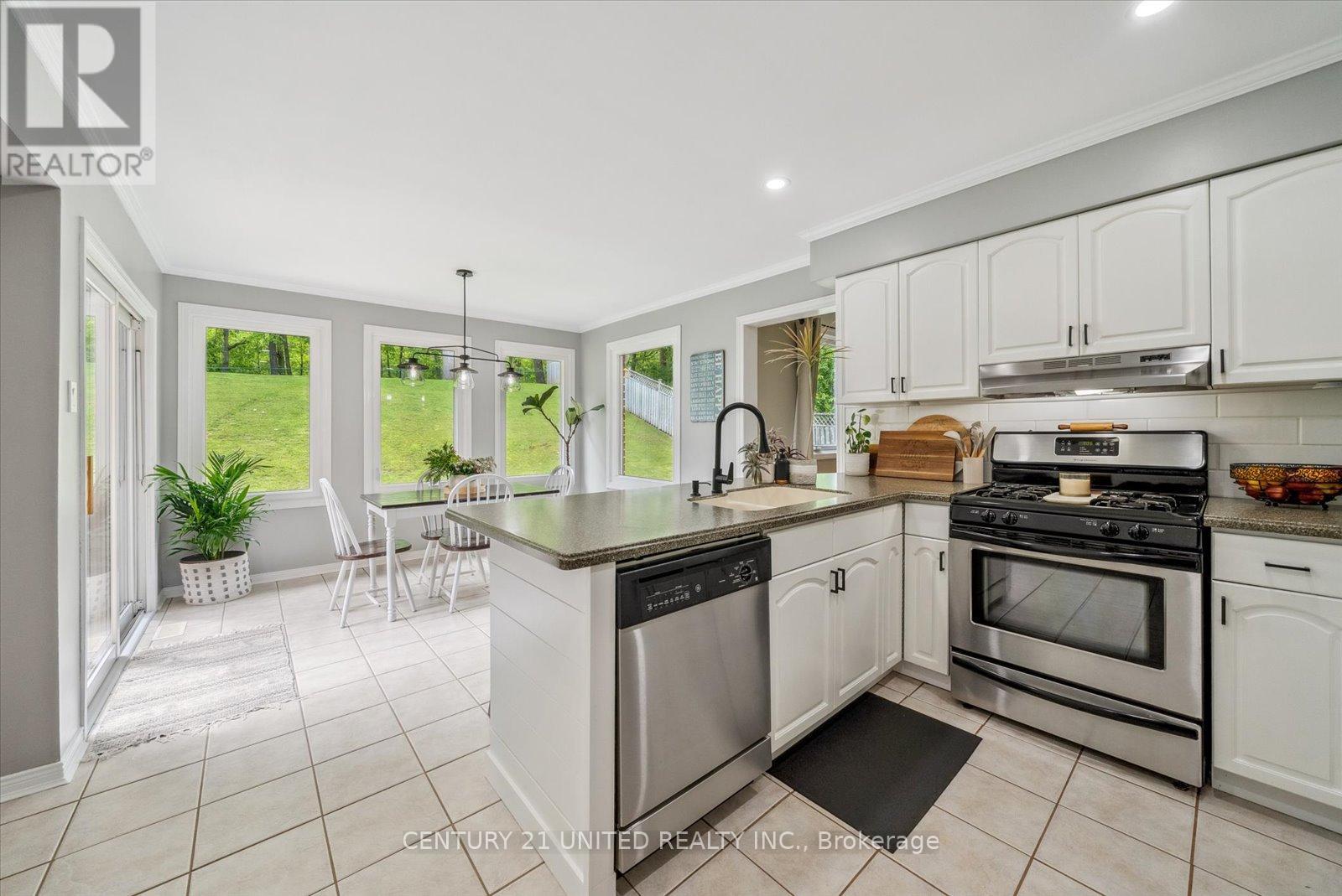 1345 Hetherington Drive, Peterborough North, Ontario  K9L 1X5 - Photo 13 - X12189110