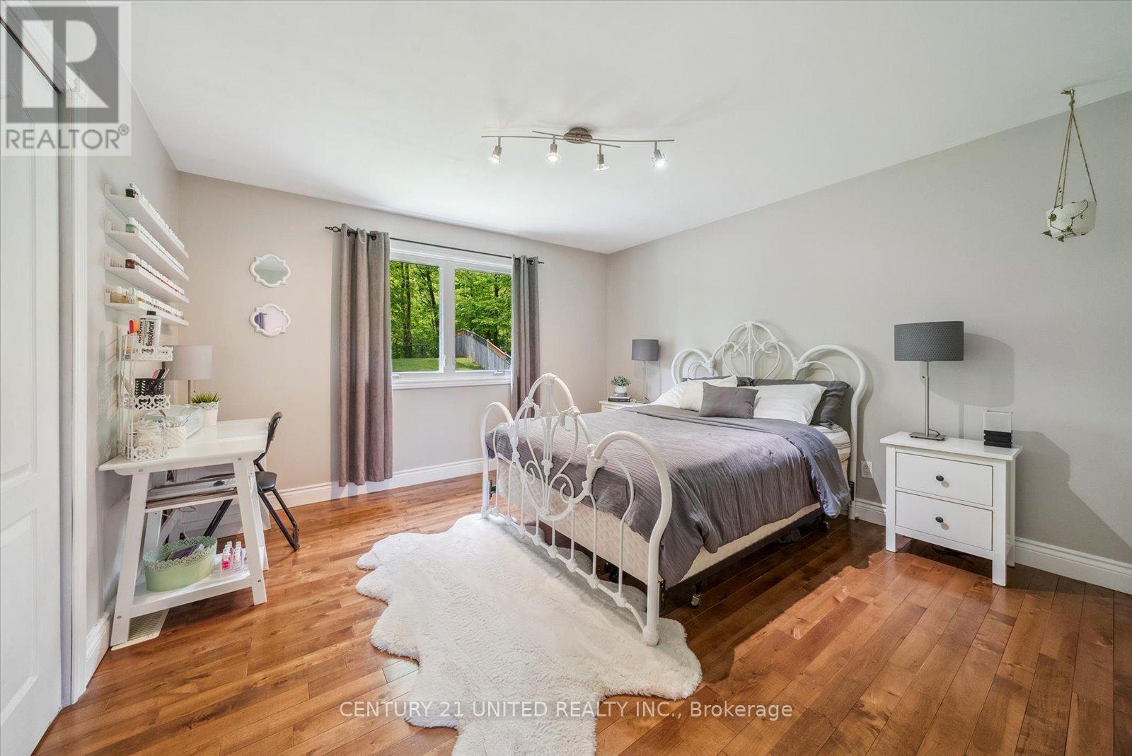 1345 Hetherington Drive, Peterborough North, Ontario  K9L 1X5 - Photo 27 - X12189110