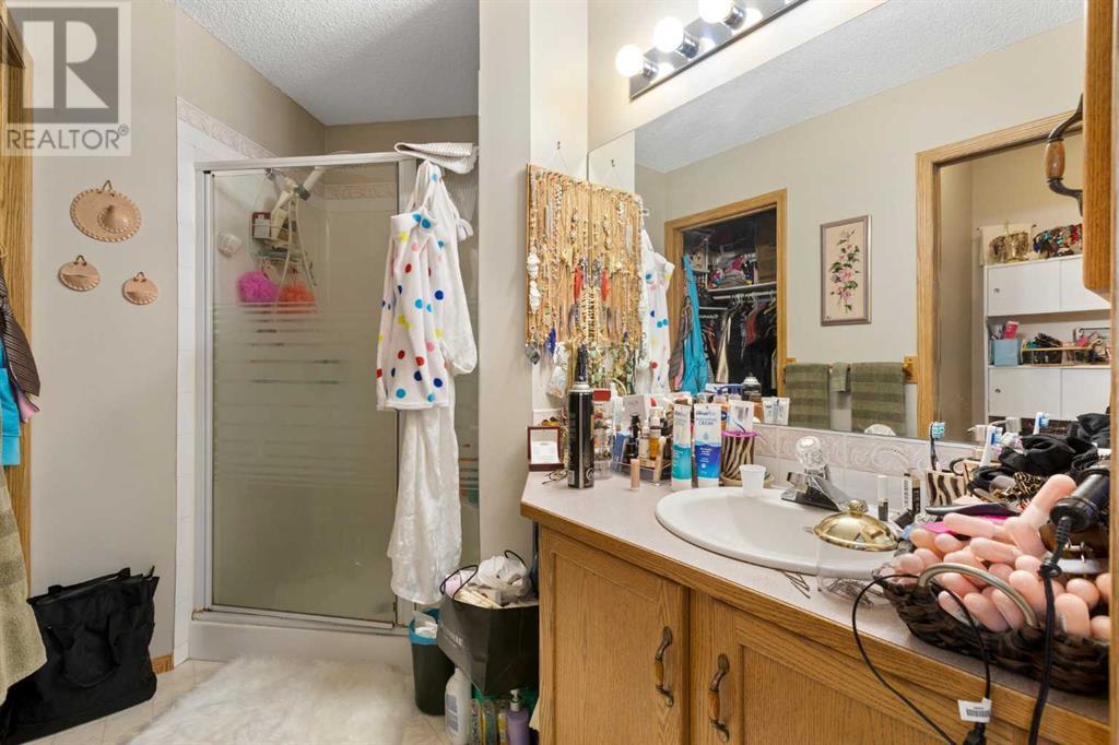 107 Somercrest Gardens Sw, Calgary, Alberta  T2Y 3K6 - Photo 30 - A2212319