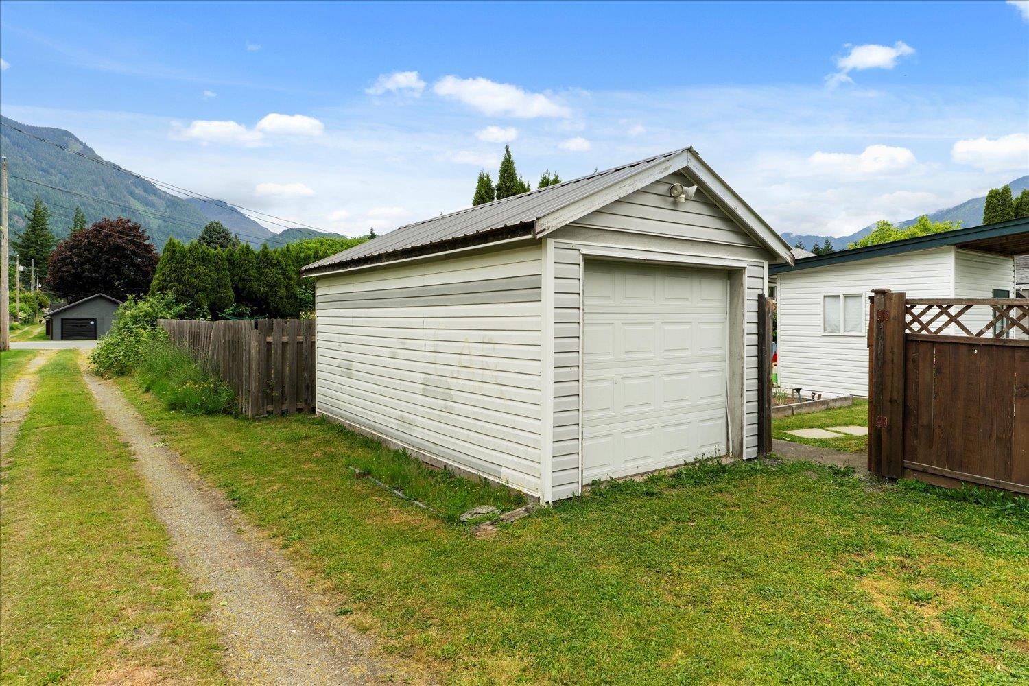 578 Hemlock Avenue, Hope, Hope, British Columbia  V0X 1L0 - Photo 33 - R3004947