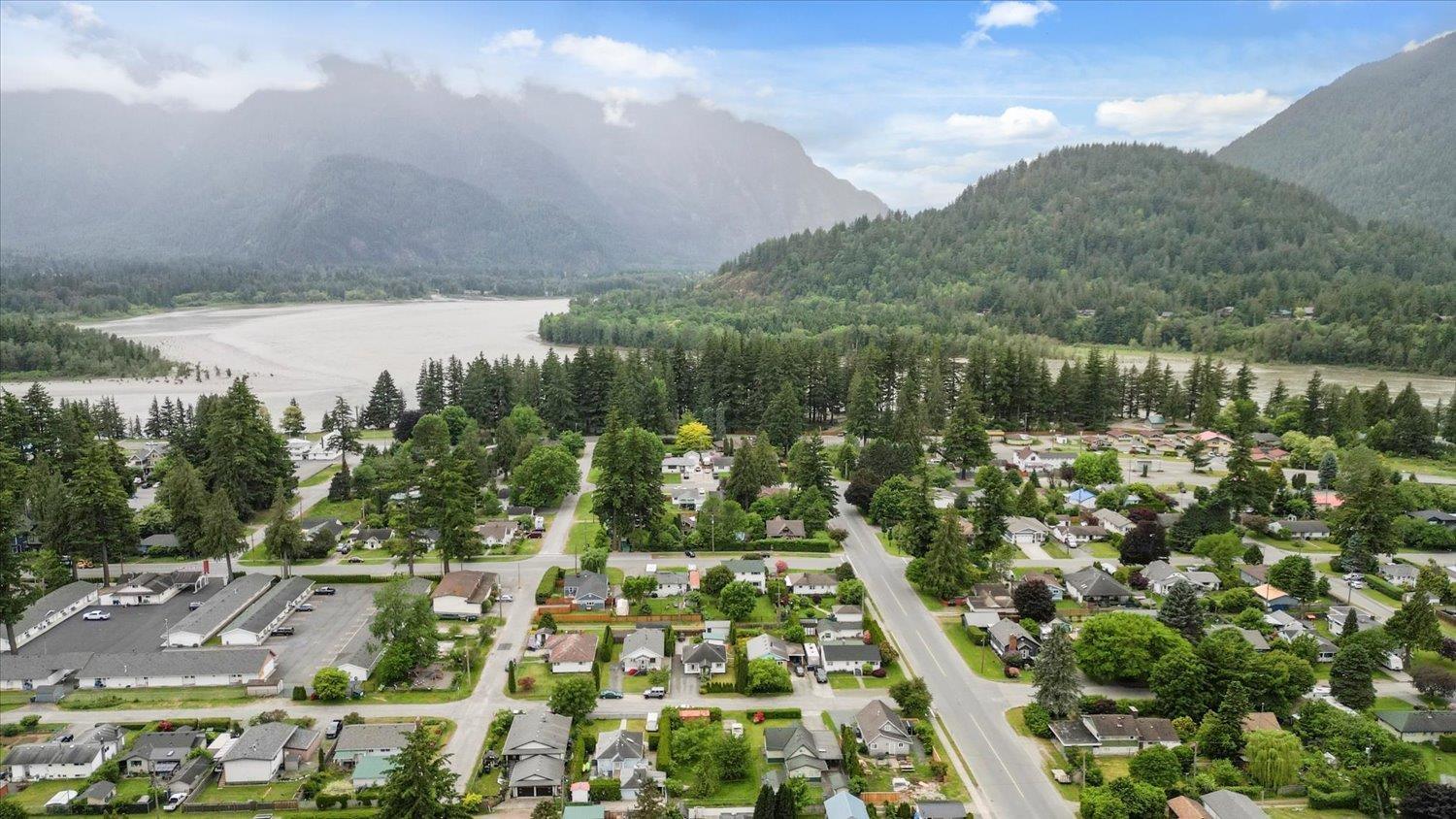 578 Hemlock Avenue, Hope, Hope, British Columbia  V0X 1L0 - Photo 39 - R3004947