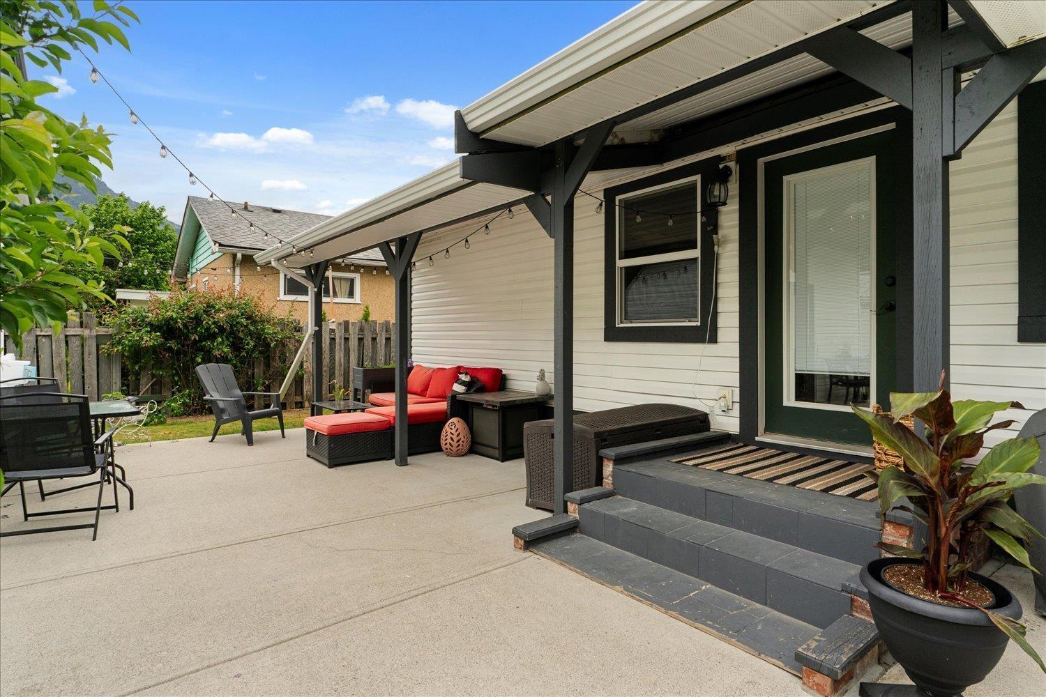578 Hemlock Avenue, Hope, Hope, British Columbia  V0X 1L0 - Photo 8 - R3004947