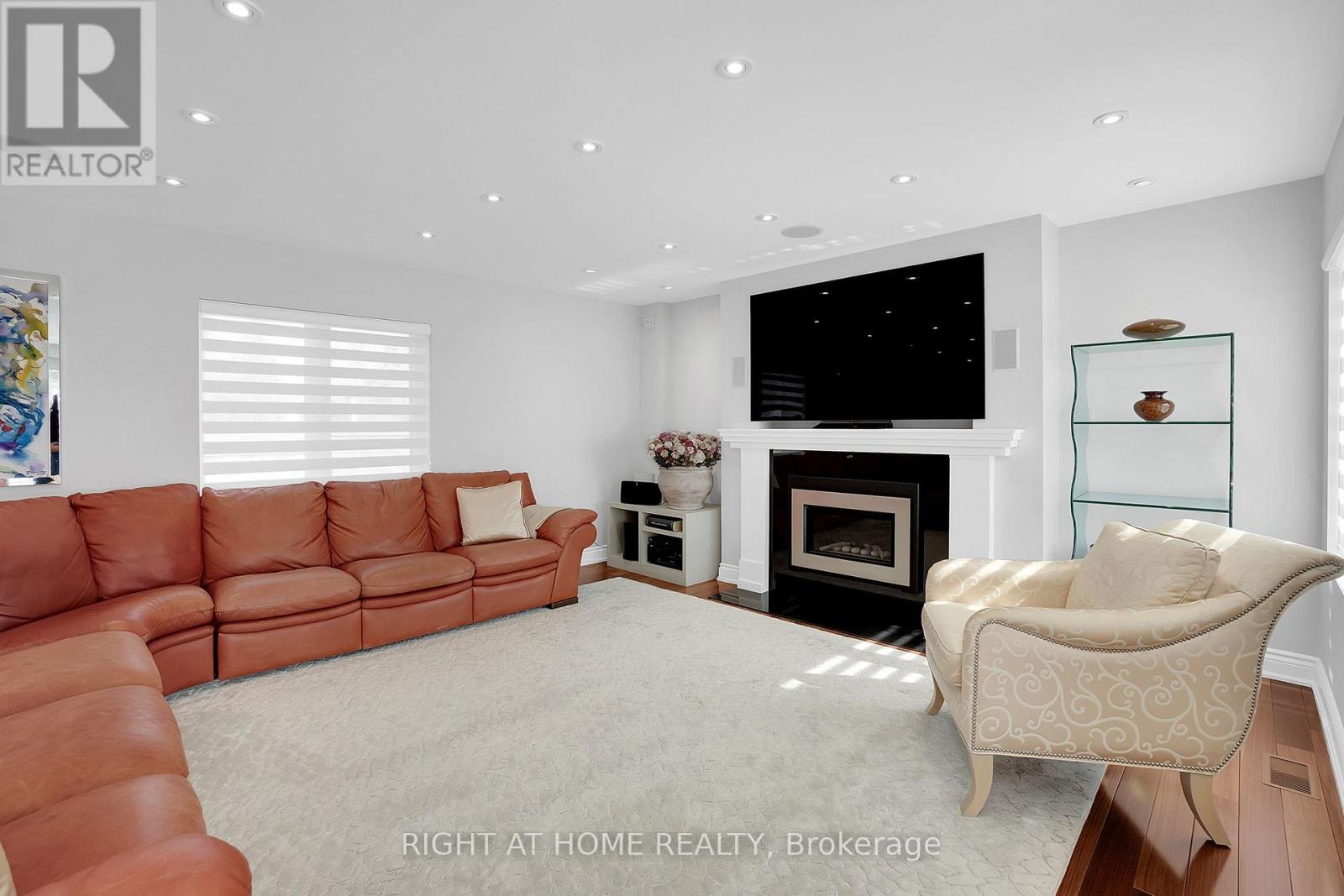 151 Calvin Chambers Road, Vaughan (Crestwood-Springfarm-Yorkhill), Ontario  L4J 1E8 - Photo 11 - N12189023