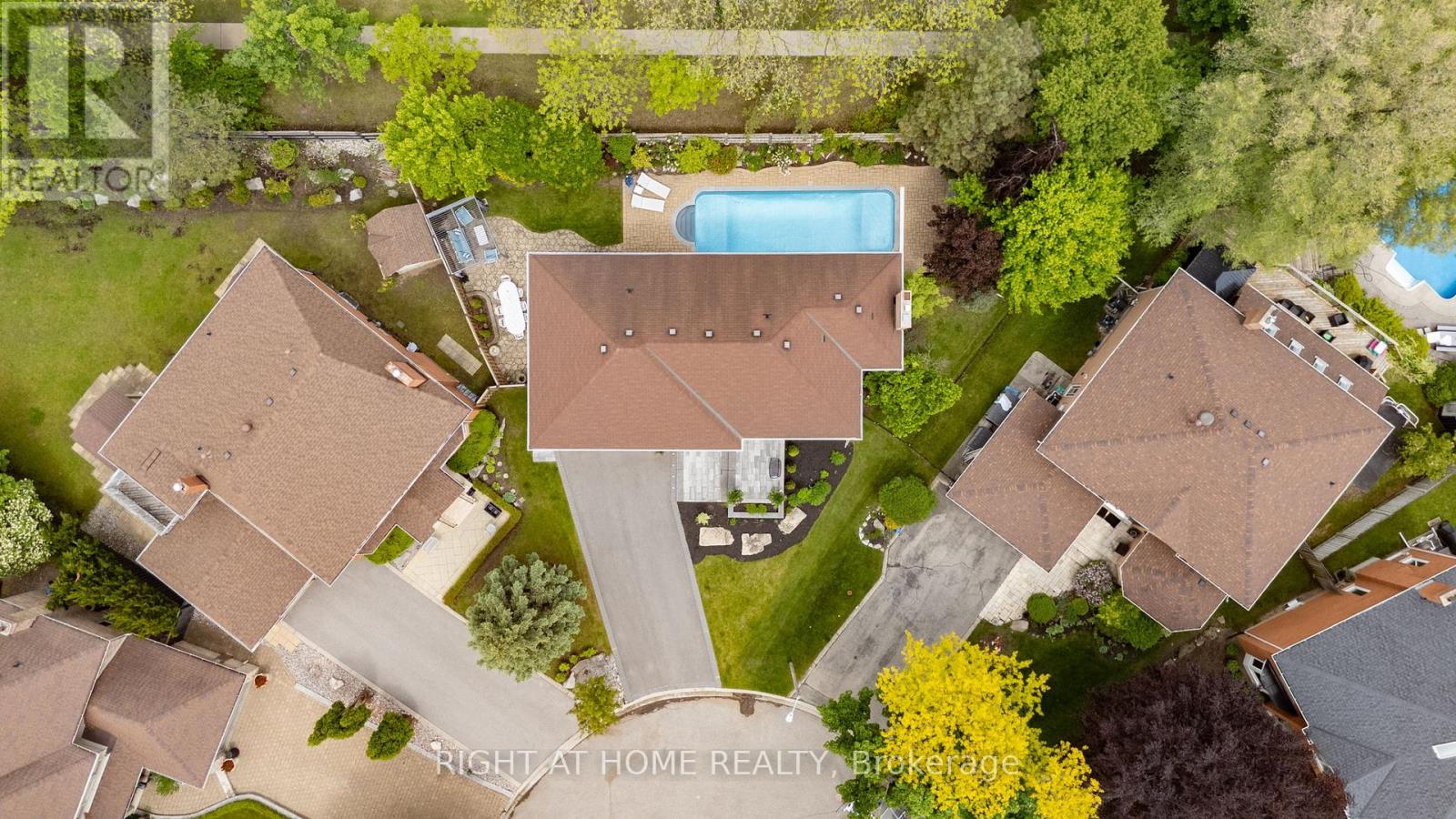 151 Calvin Chambers Road, Vaughan, Ontario  L4J 1E8 - Photo 2 - N12189023