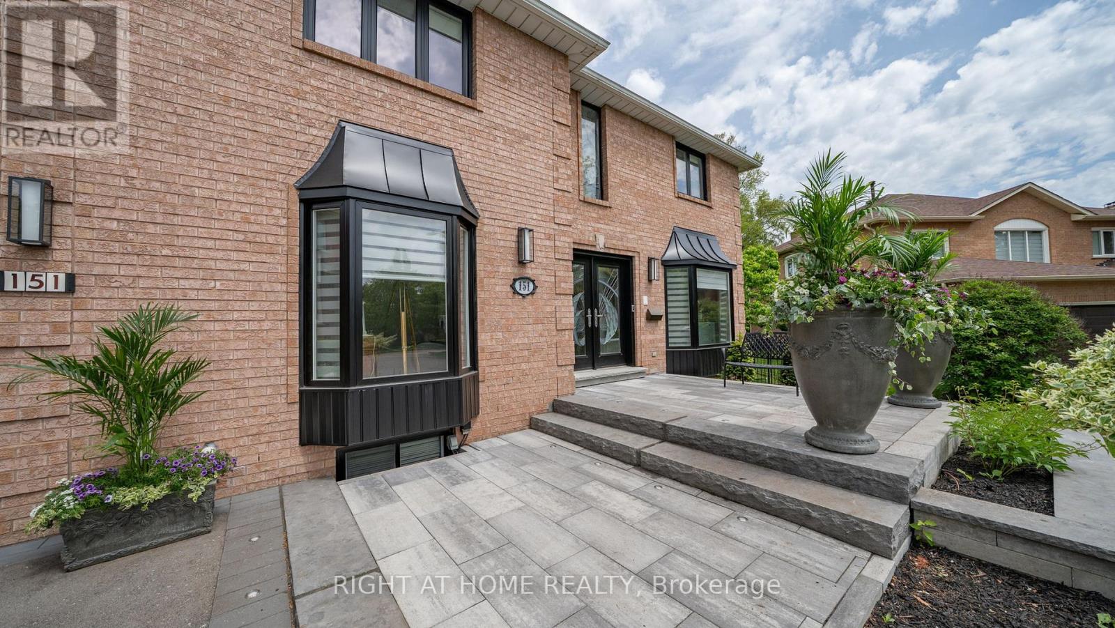 151 Calvin Chambers Road, Vaughan, Ontario  L4J 1E8 - Photo 6 - N12189023