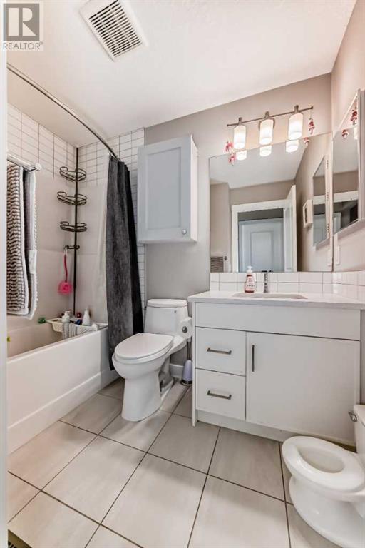 132 Cranbrook Green Se, Calgary, Alberta  T3M 2X2 - Photo 40 - A2223533