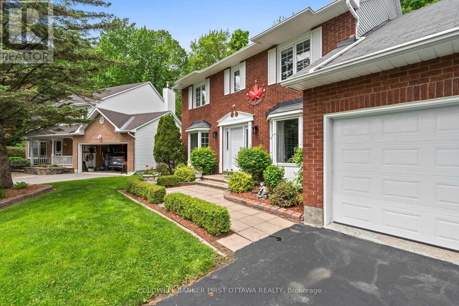 152 Tweed Crescent, Russell, Ontario  K4R 1A4 - Photo 4 - X12189105