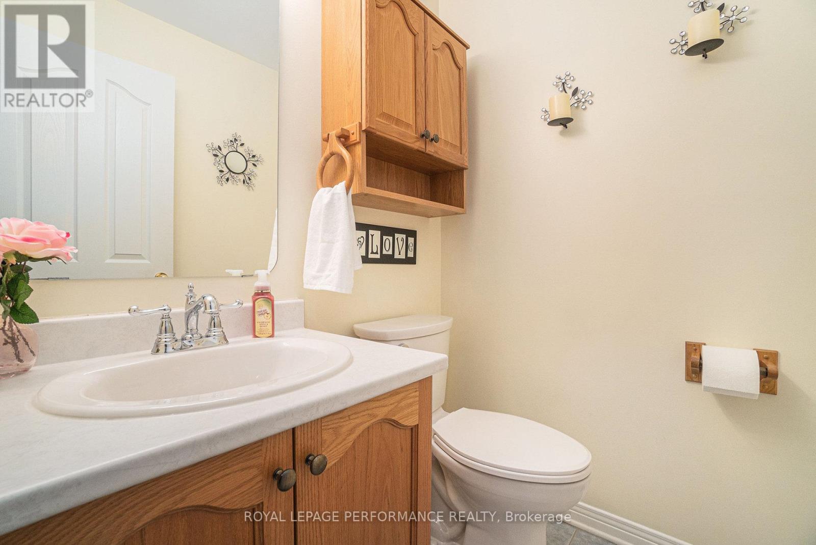 533 Wild Shore Crescent, Ottawa, Ontario  K1V 1S9 - Photo 12 - X12189115