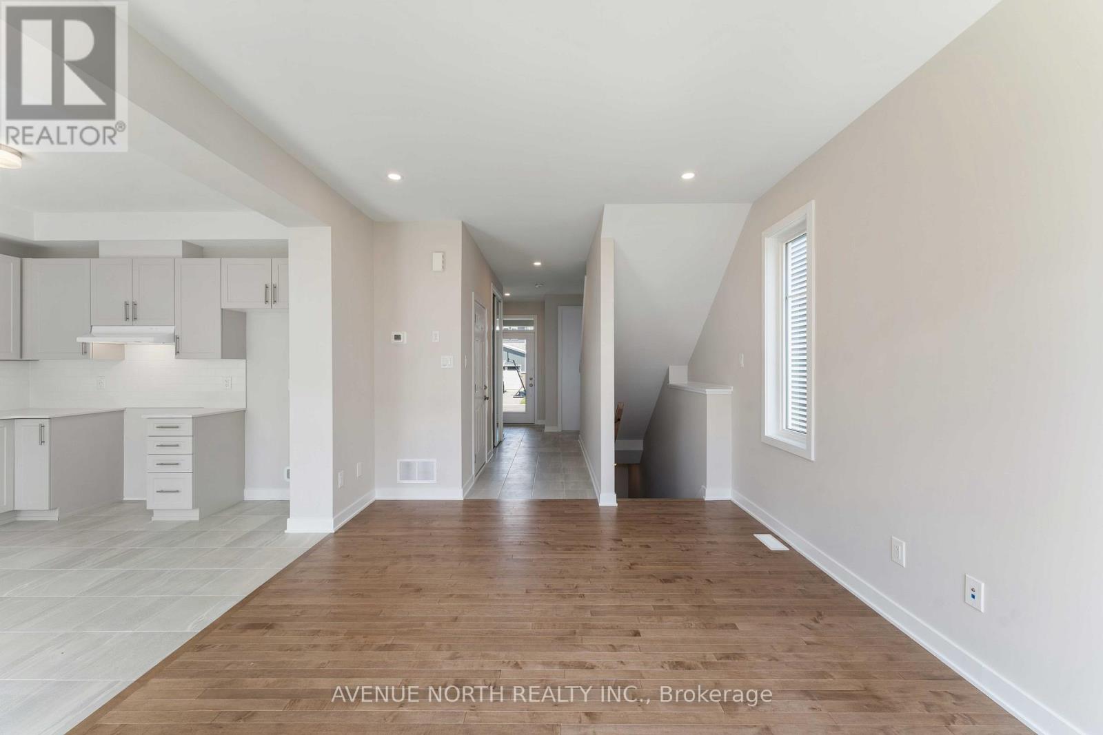 Property at 91 MUDMINNOW CRESCENT image 5