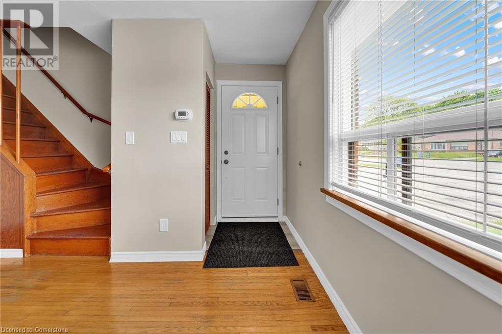 Property at 104 WAVERLEY Drive image 5