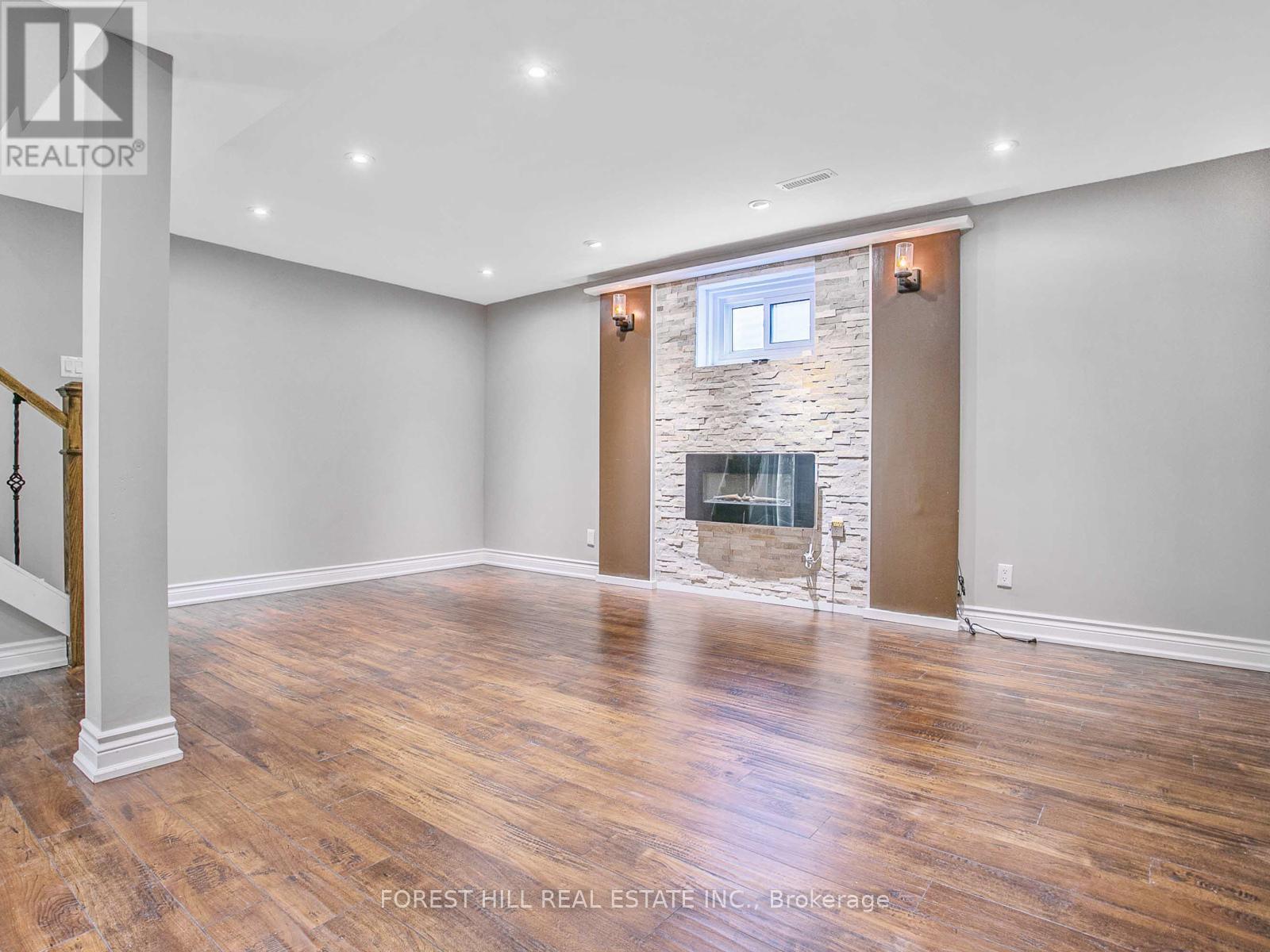 243 Hollyberry Trail, Toronto, Ontario  M2H 2P3 - Photo 27 - C12189100